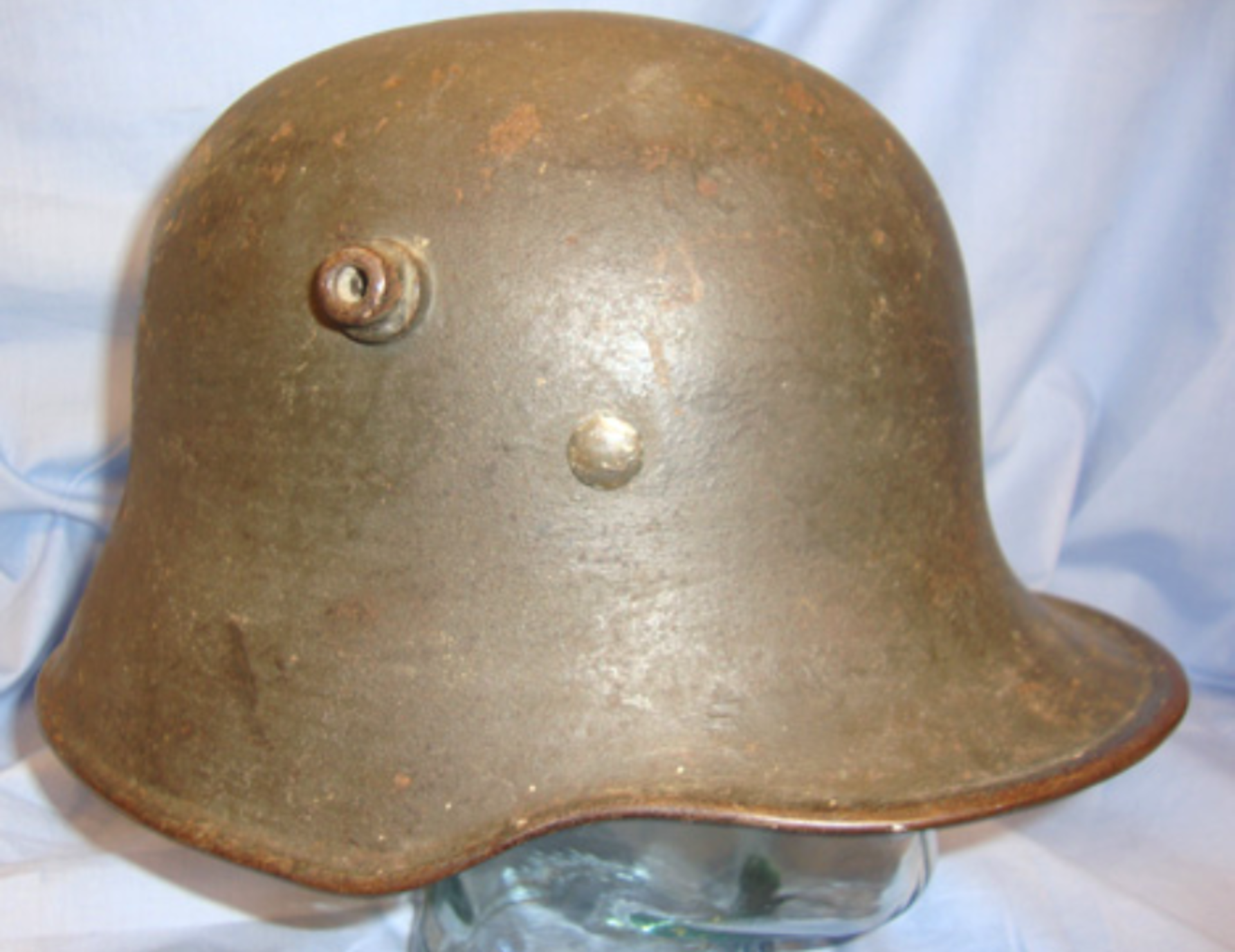 WW1 & Nazi German SA Troops, M 16 Steel Combat Helmet With Early Single Wehrmacht Decal. - Image 3 of 3