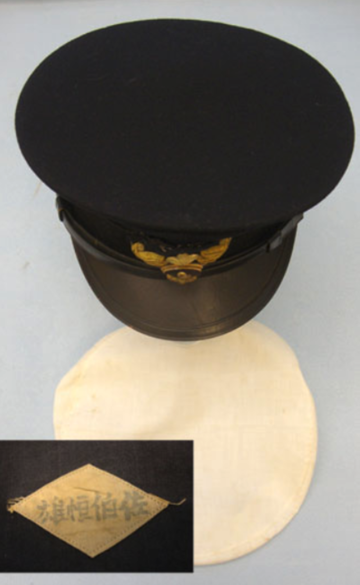 WW2 Japanese Naval Officer's White Cover Summer Uniform Visor Cap with Bullion Badge - Image 2 of 3