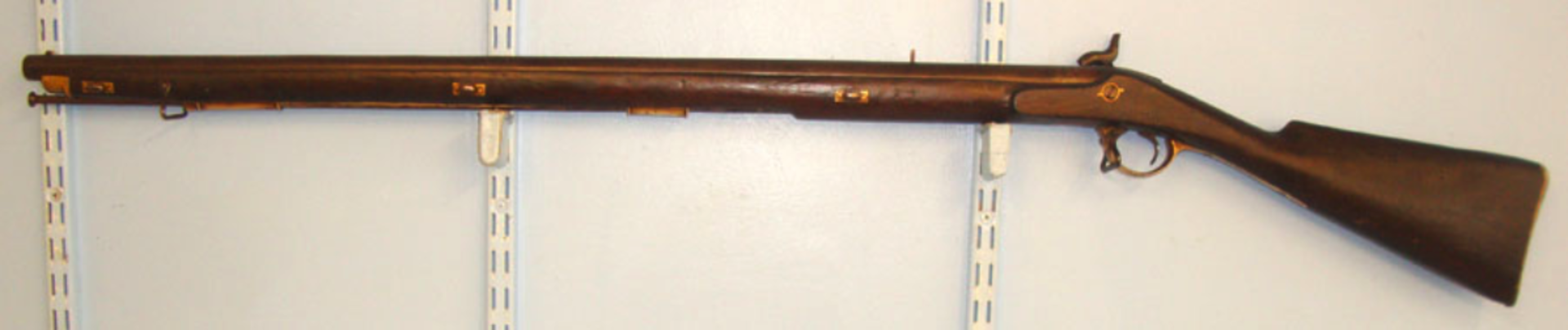 Victorian British Army In India .650 Bore Percussion Musket With Fitting For Brunswick Bayonet. - Image 3 of 3