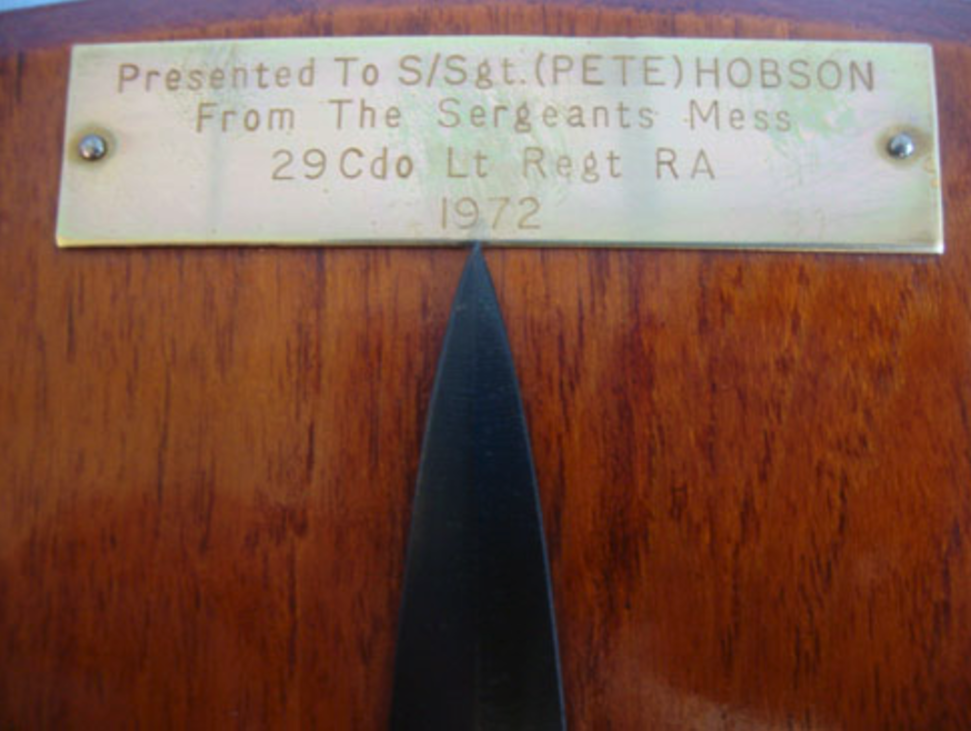 Presentation 3rd Pattern F.S. Commando Dagger With Inscribed Plaque To Staff Sgt Pete Hobson - Image 3 of 3