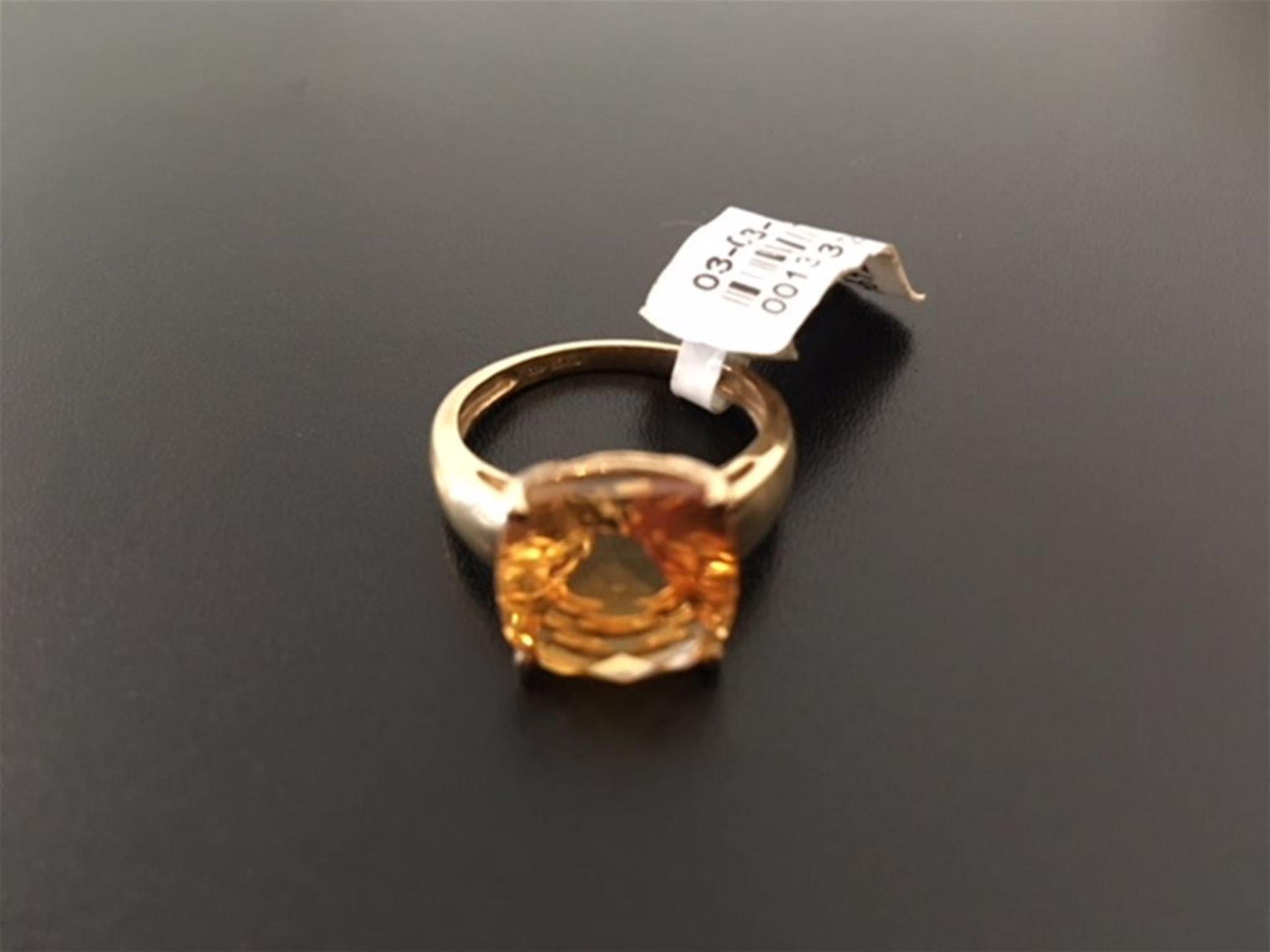 Yellow gold citrine ring - Image 2 of 2