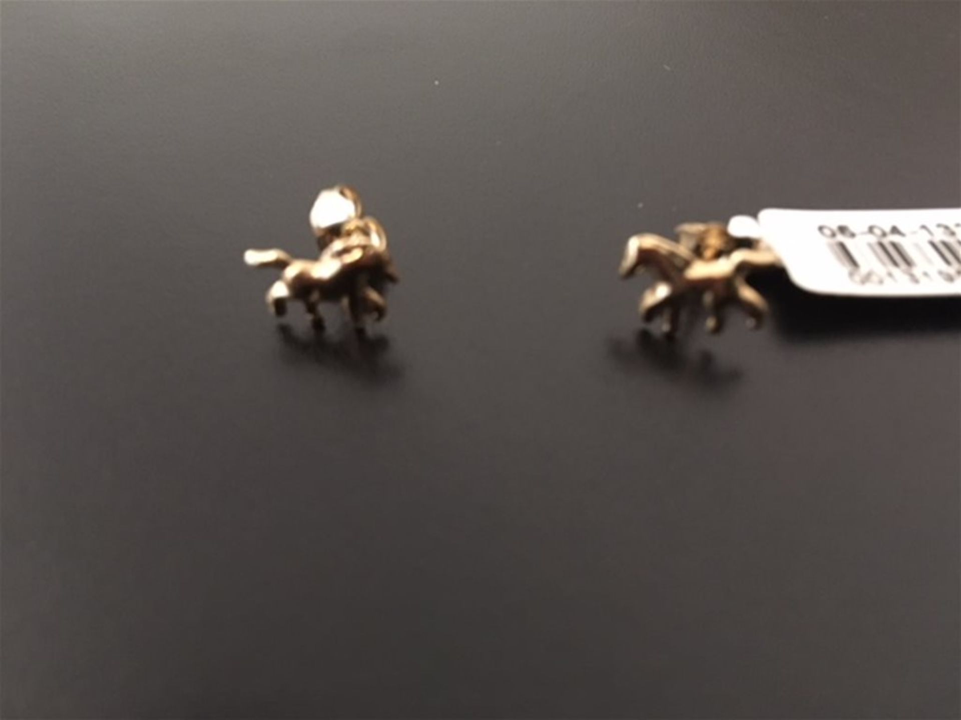 Gold stud earrings - Image 2 of 2