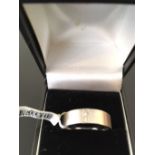 White gold weding ring