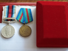 Extremely Rare Modern Russian Gallantry Award To A Royal Navy Medic