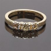 Alliance ring in yellow gold, stamped 585, size 18/56 with 3 diamonds 0,72 ct Color K Clarity SI-2