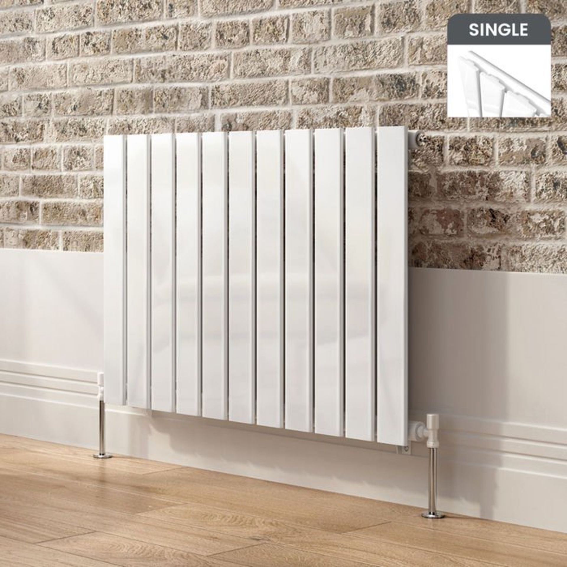 (L112) 600x830mm Gloss White Single Flat Panel Horizontal Radiator. RRP £175.99. Low carbon steel,