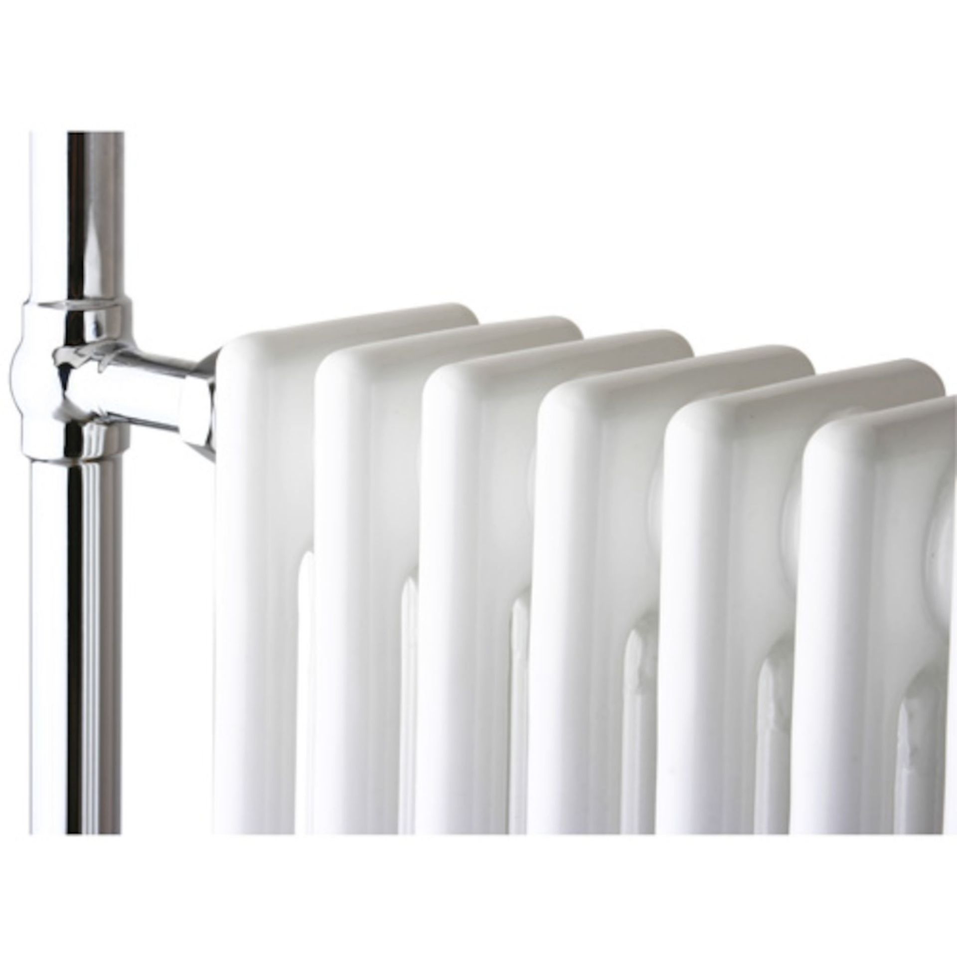 (L3)952x659mm Large Traditional White Premium Towel Rail Radiator RRP £341.99 We love this because - Image 3 of 3