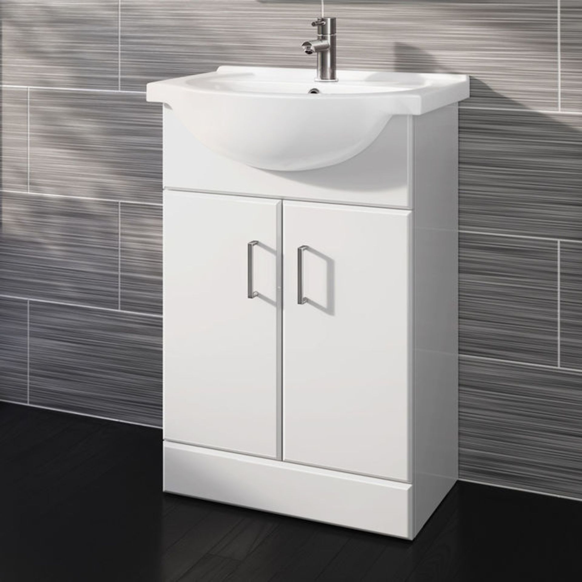 (L91) 550x300mm Quartz Gloss White Built In Basin Cabinet. RRP £349.99. COMES COMPLETE WITH BASIN.