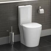 (E17) Albi Close Coupled Toilet & Cistern inc Soft Close Seat. RRP £349.99. This innovative toilet