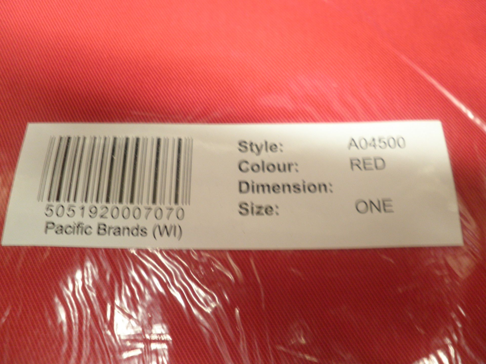 No Reserve: 18 Brand New Red Waist Aprons - Image 2 of 3