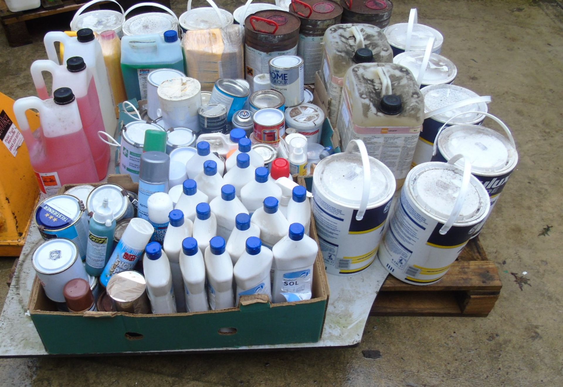 No Reserve: 1 Pallet of Mixed Liquids - Bild 3 aus 3