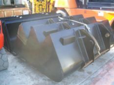 1x JCB and Manitou Telehandler Hitch Bucket