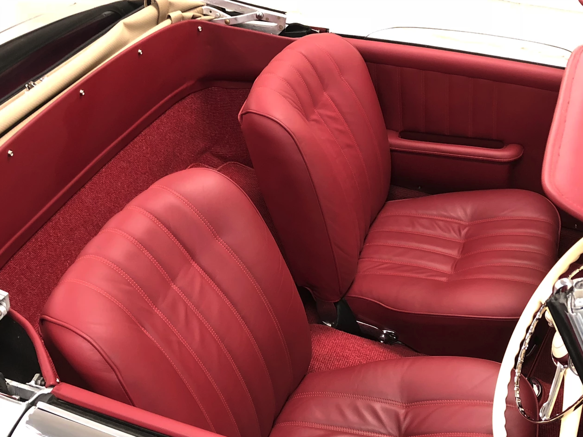 1957 Mercedes 190 SL - original RHD - concours standard. - Image 10 of 12