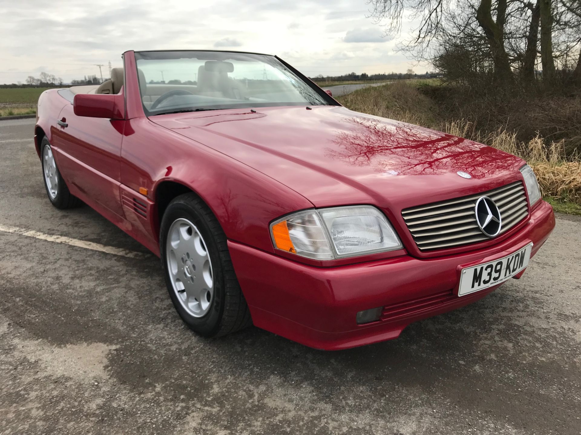 1994 Mercedes 280 SL Convertible Automatic - Image 2 of 49