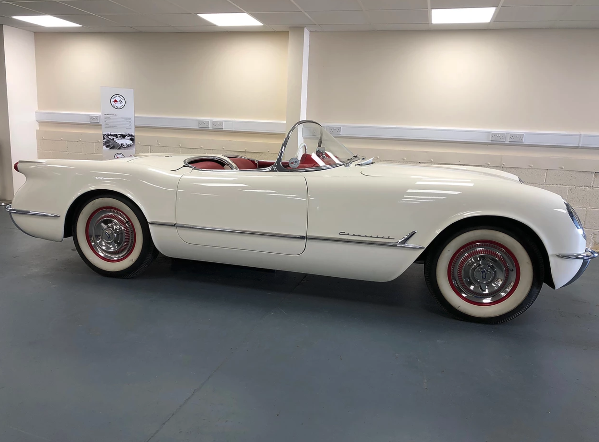 Chevrolet Corvette - 1954. America’s 1st true sports car. Concours example. Super Rare. - Bild 2 aus 15