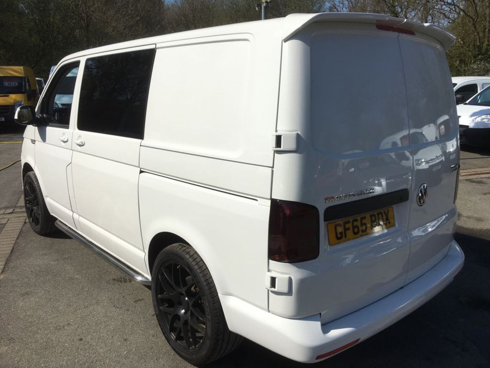 2015 65 Volkswagen Transporter Campervan T6 2.0 TDI Sportline Styling - Image 6 of 14