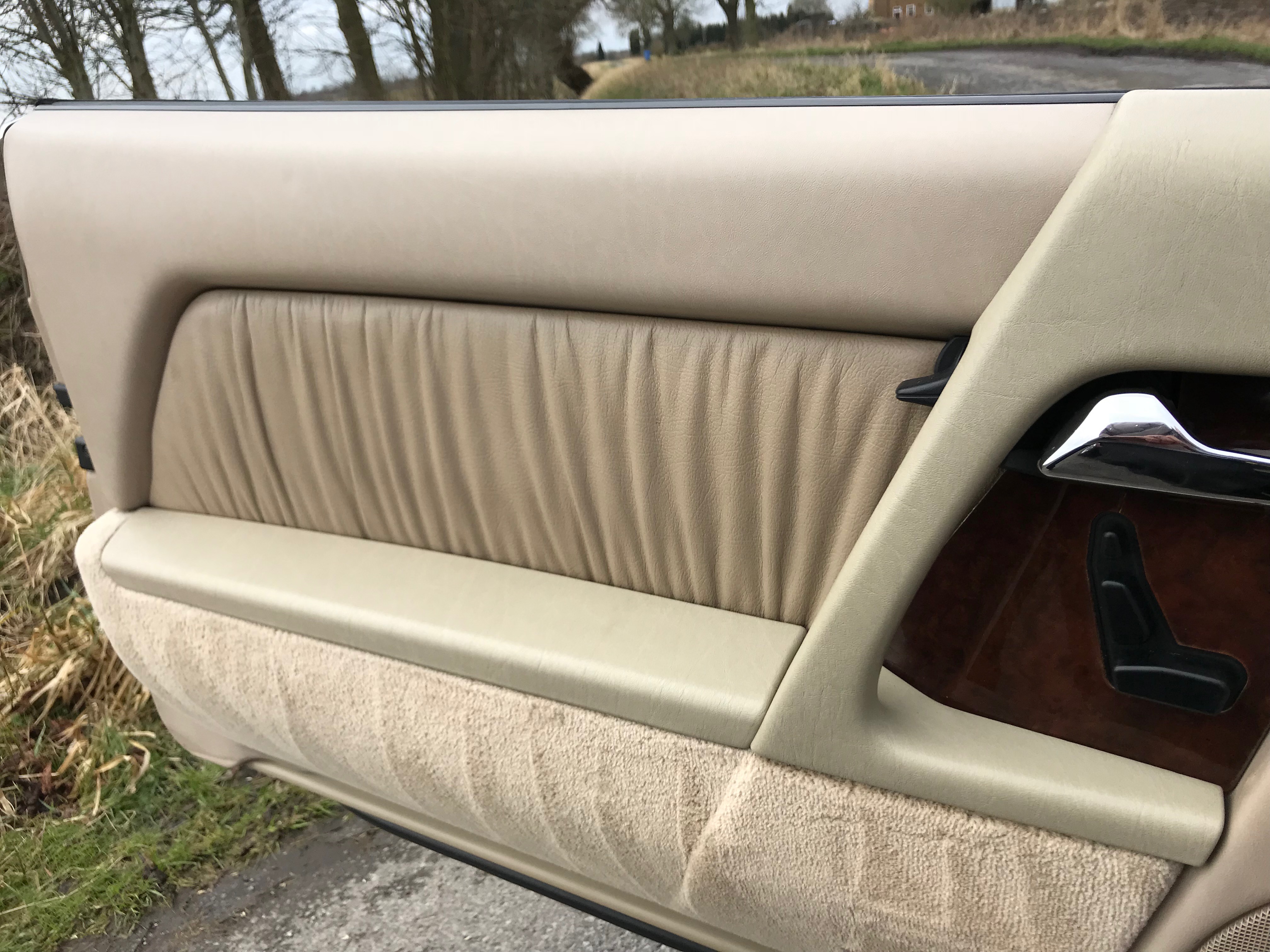 1994 Mercedes 280 SL Convertible Automatic - Image 17 of 49