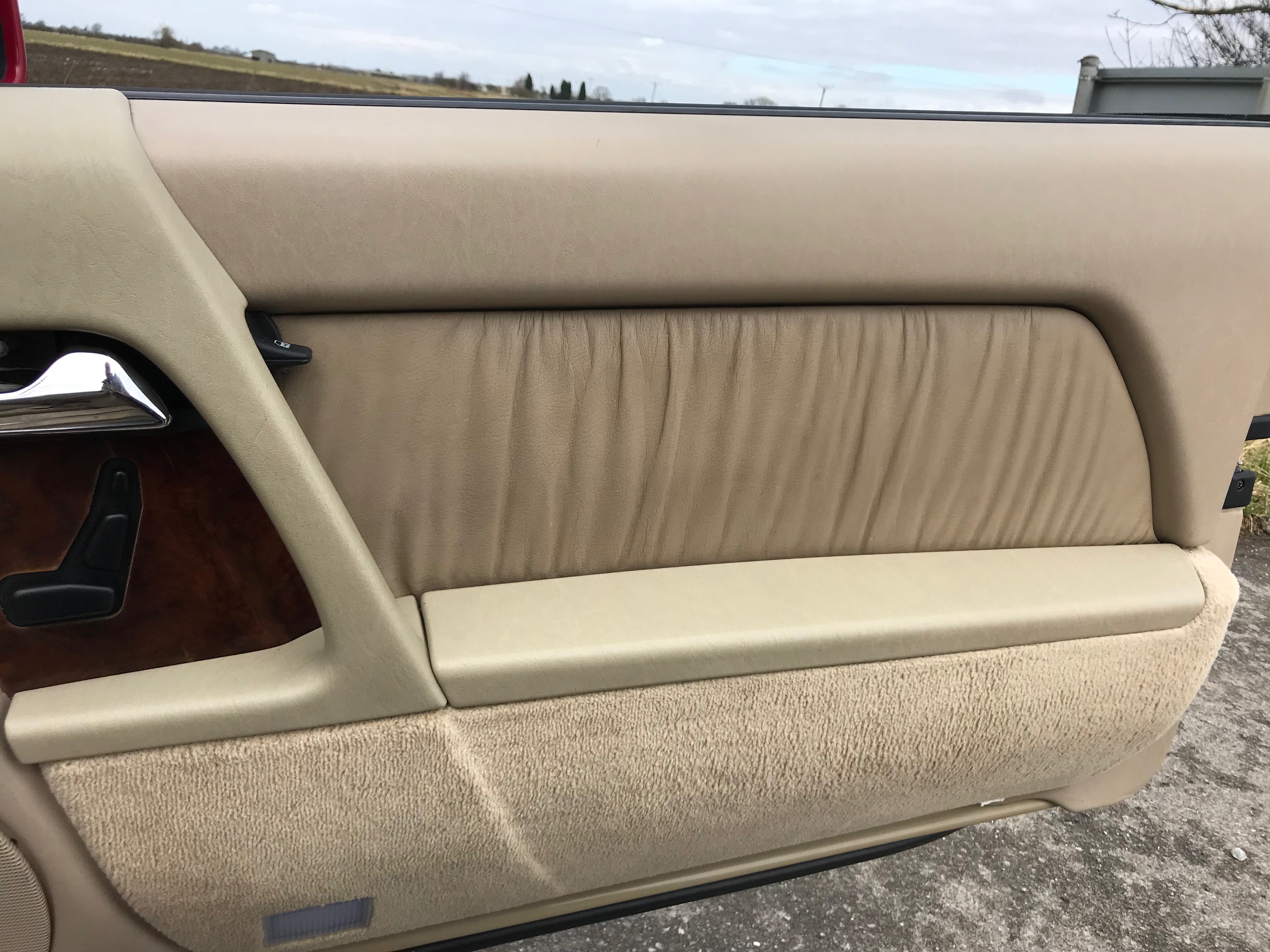 1994 Mercedes 280 SL Convertible Automatic - Image 32 of 49