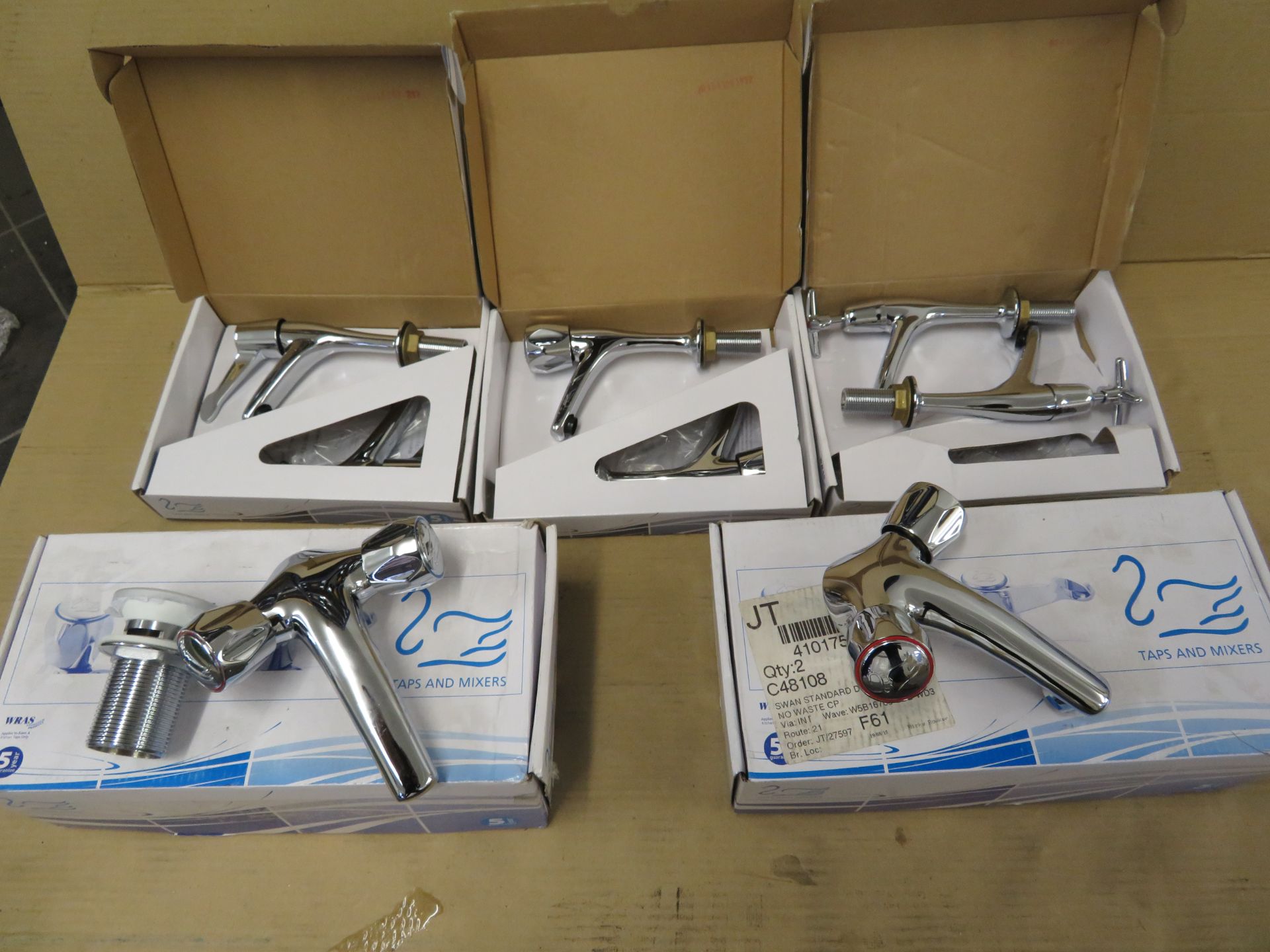 (T7) 5 X Various Sets Of Brand New Chrome Plated Bathroom/Kitchen Mixer Taps. Total Approx. Rrp