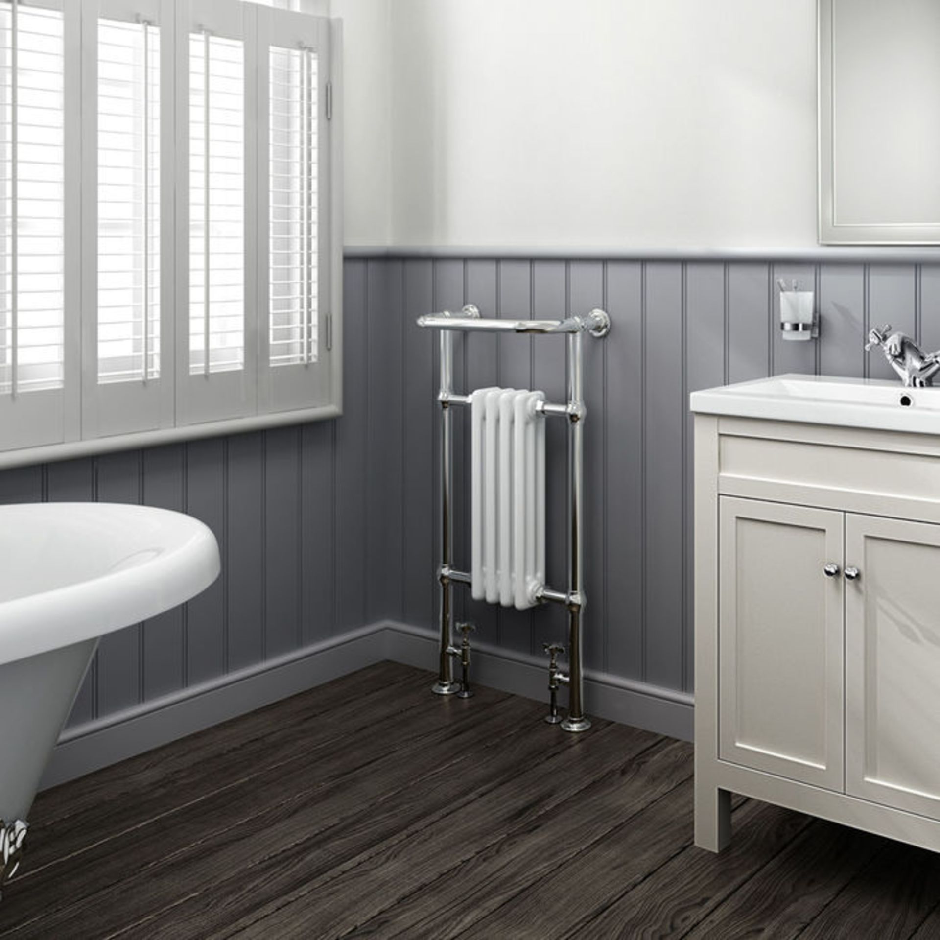 (S79) 952x479mm Small Traditional White Towel Rail Radiator - Victoria Premium RRP £287.99 Low - Image 2 of 5
