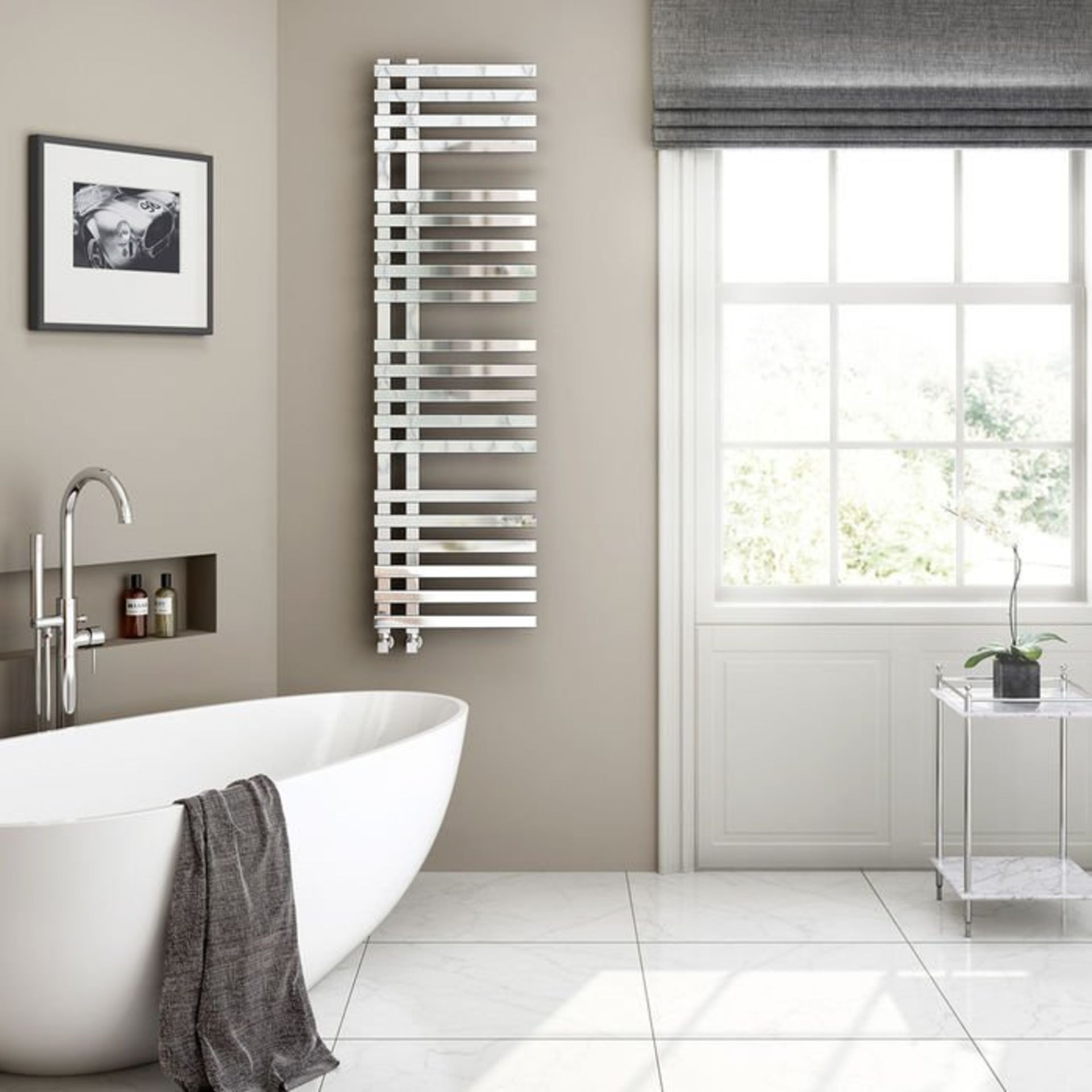 (S48) 1600x450mm Chrome Designer Towel Radiator -Square Rail RRP £724.99 Enjoy the convenient dual - Bild 3 aus 4