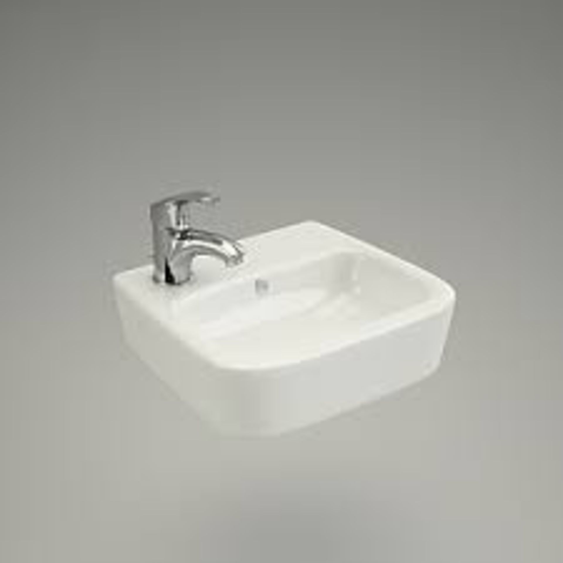 314 | 27 x Facile 40cm Right hand basin RRP of Pallet - £809.73 Delivery charged at £50 + VAT per