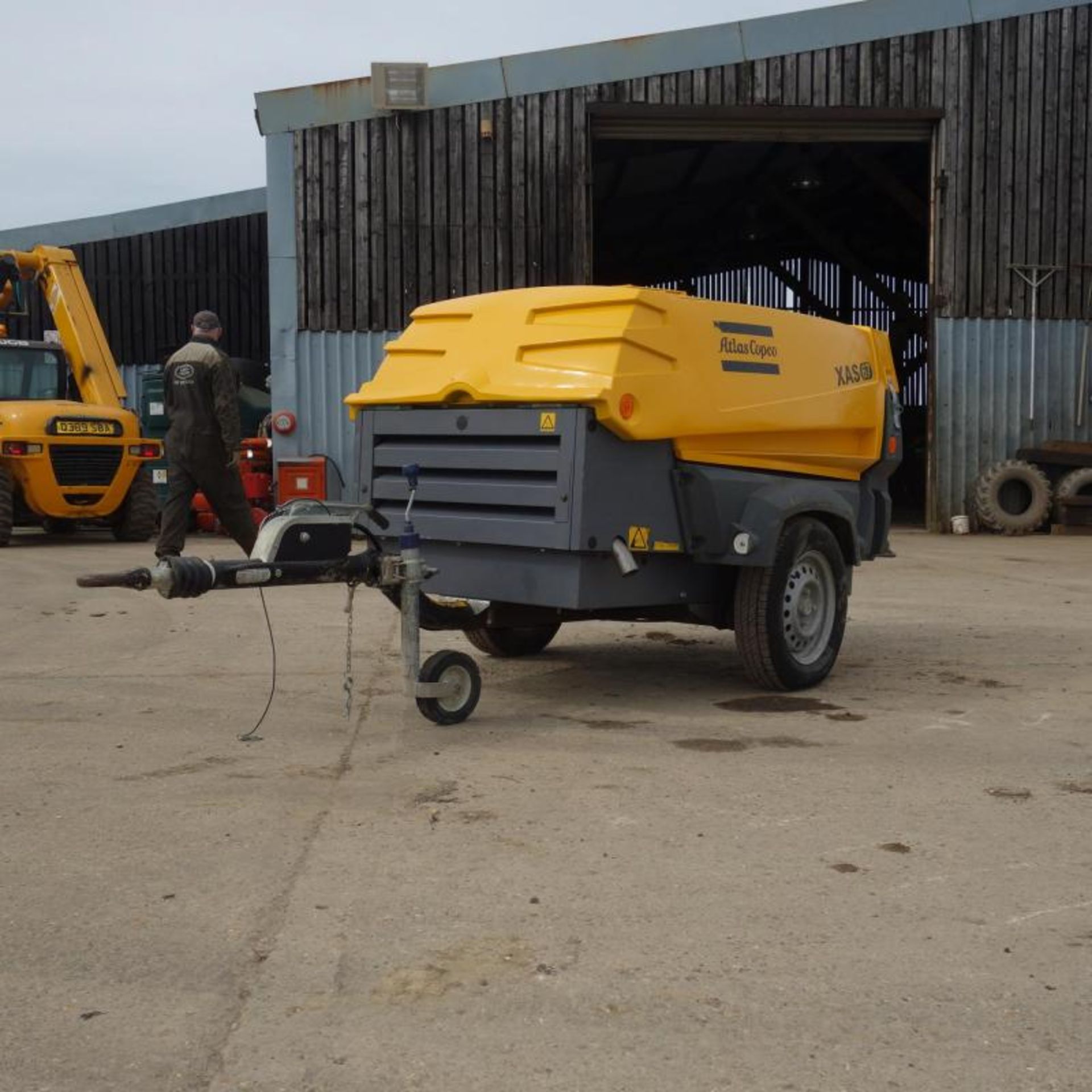 2015 Atlas Copco Xas 67 Compressor, 936 Hours From New