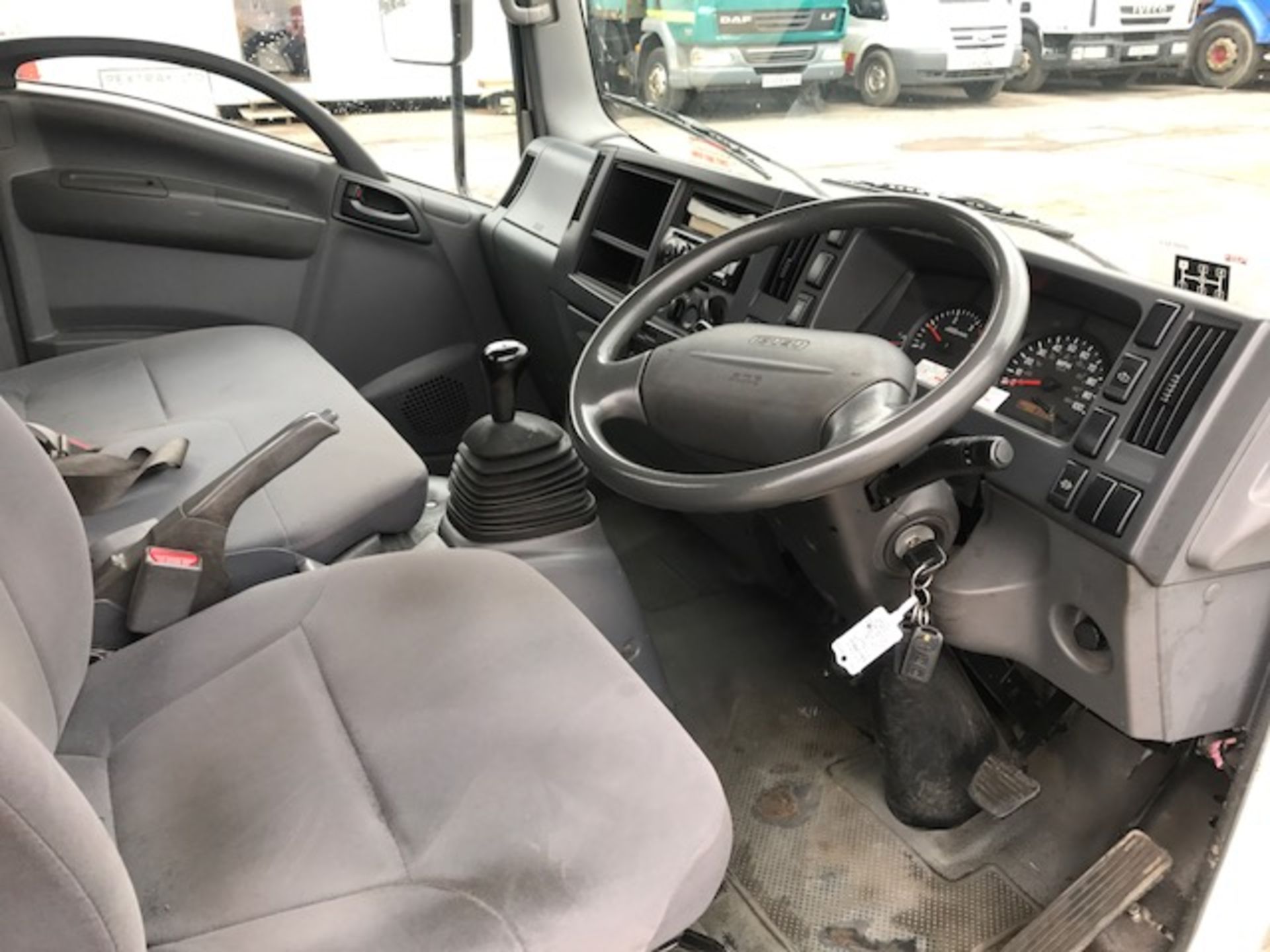 *NEXT BID WINS* 2012 Isuzu Grafter N35.150 Dropside - Image 5 of 8