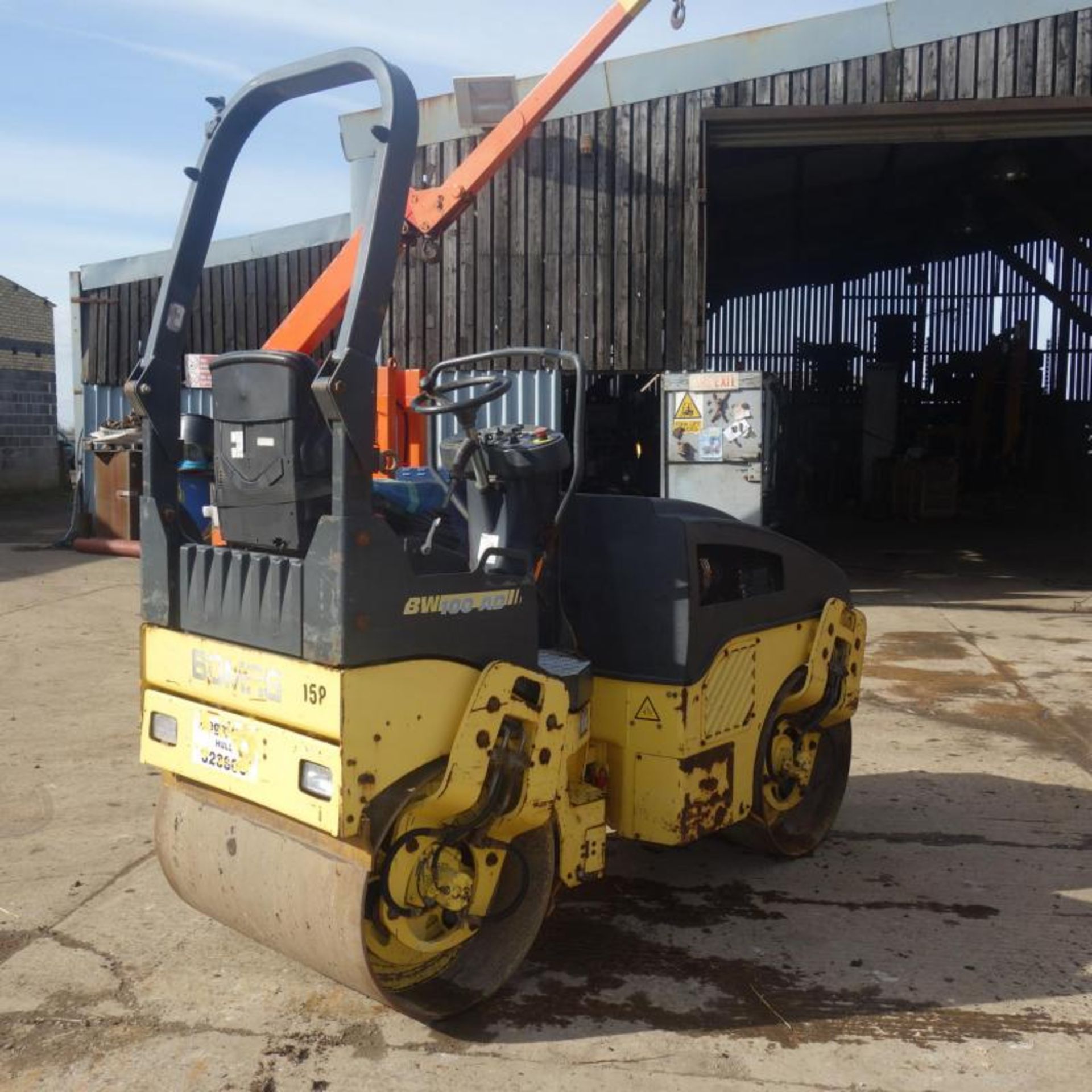 2006 Bomag BW100AD Twin Drum Roller, 1462 Hours From New - Image 2 of 8