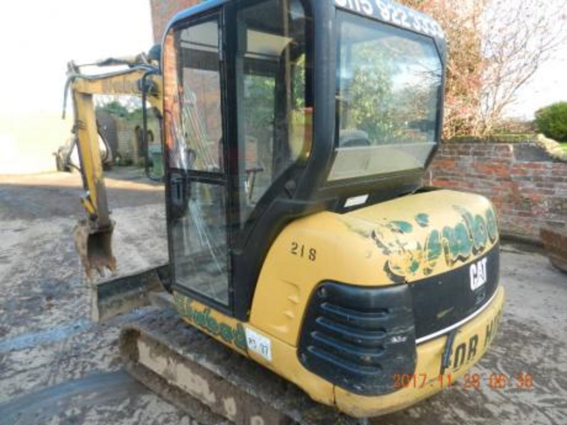 2.7 Ton CAT 302.5 Digger, 4500 Hours