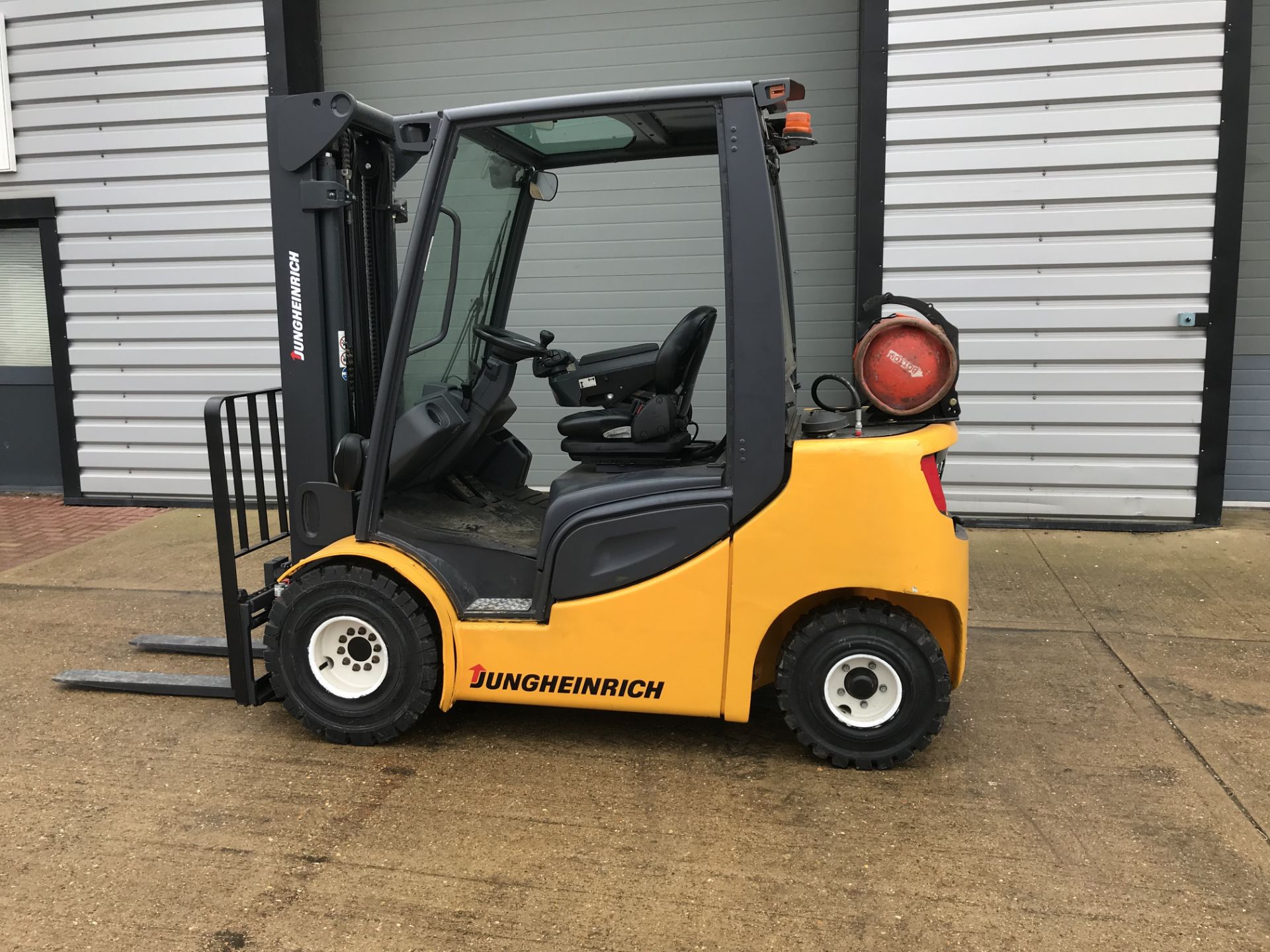 Jungheinrich Gas Forklift - Image 8 of 12