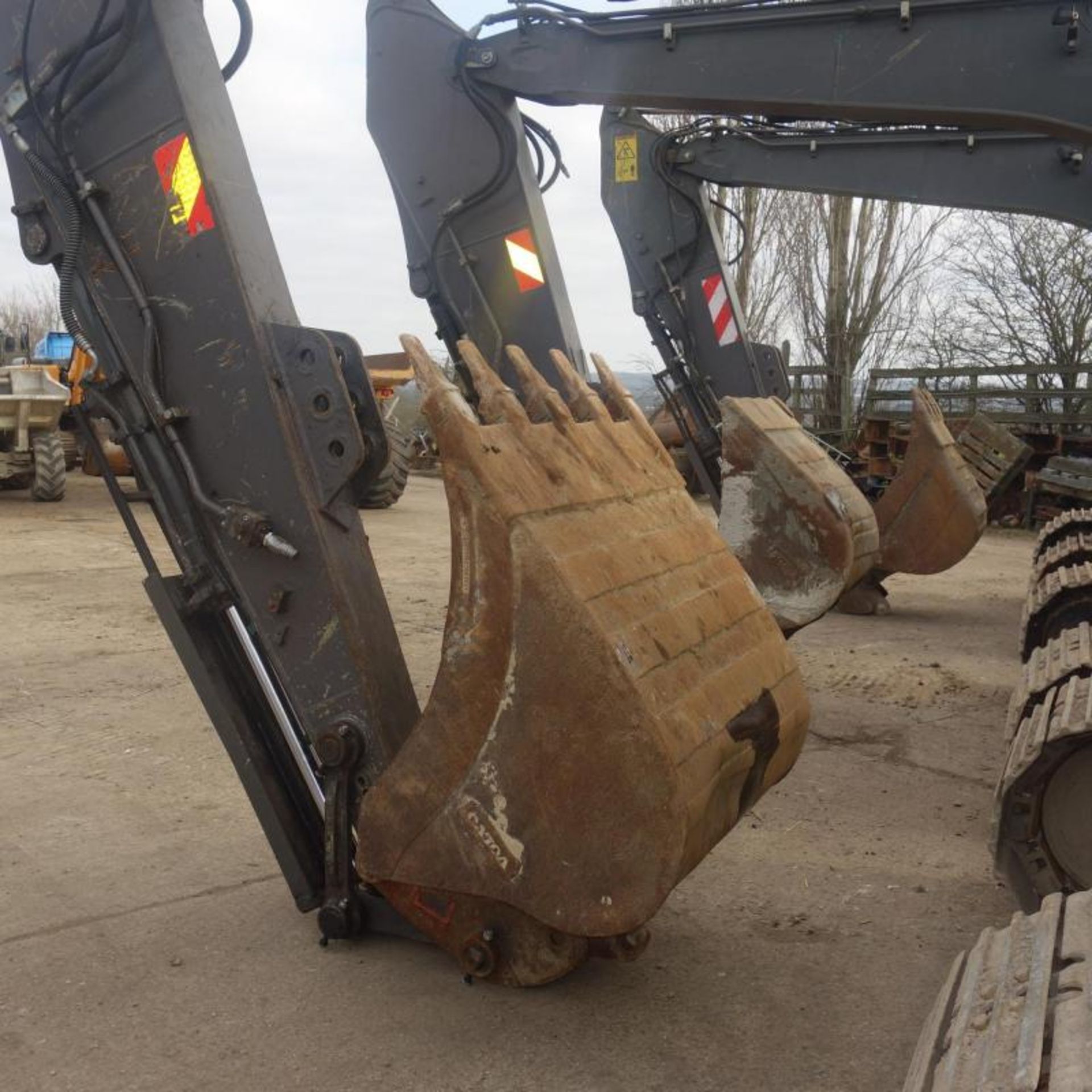 2007 VOLVO EC140BLC Excavator, 2989 Hours From New - Image 9 of 21