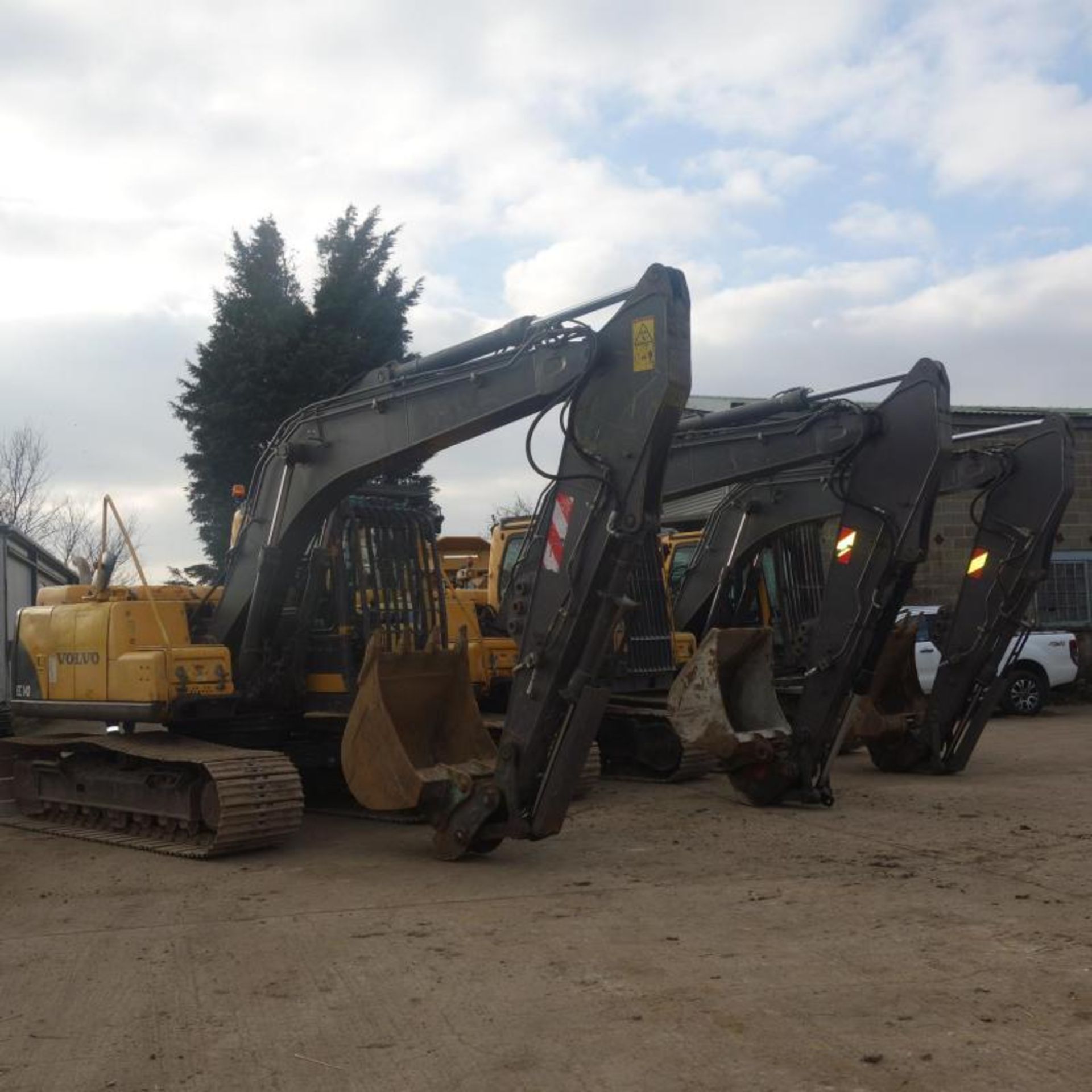 2007 VOLVO EC140BLC Excavator, 2989 Hours From New - Image 4 of 21