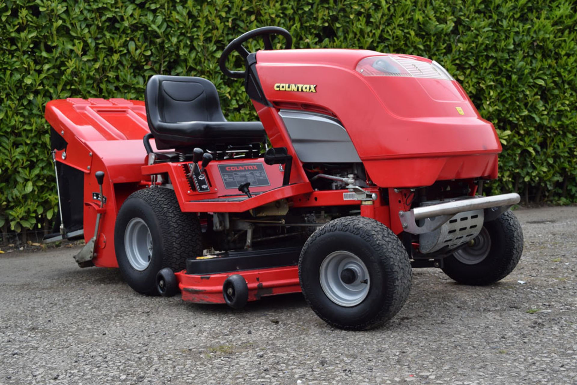 Countax C800H 44" Rear Discharge Garden Tractor With PGC