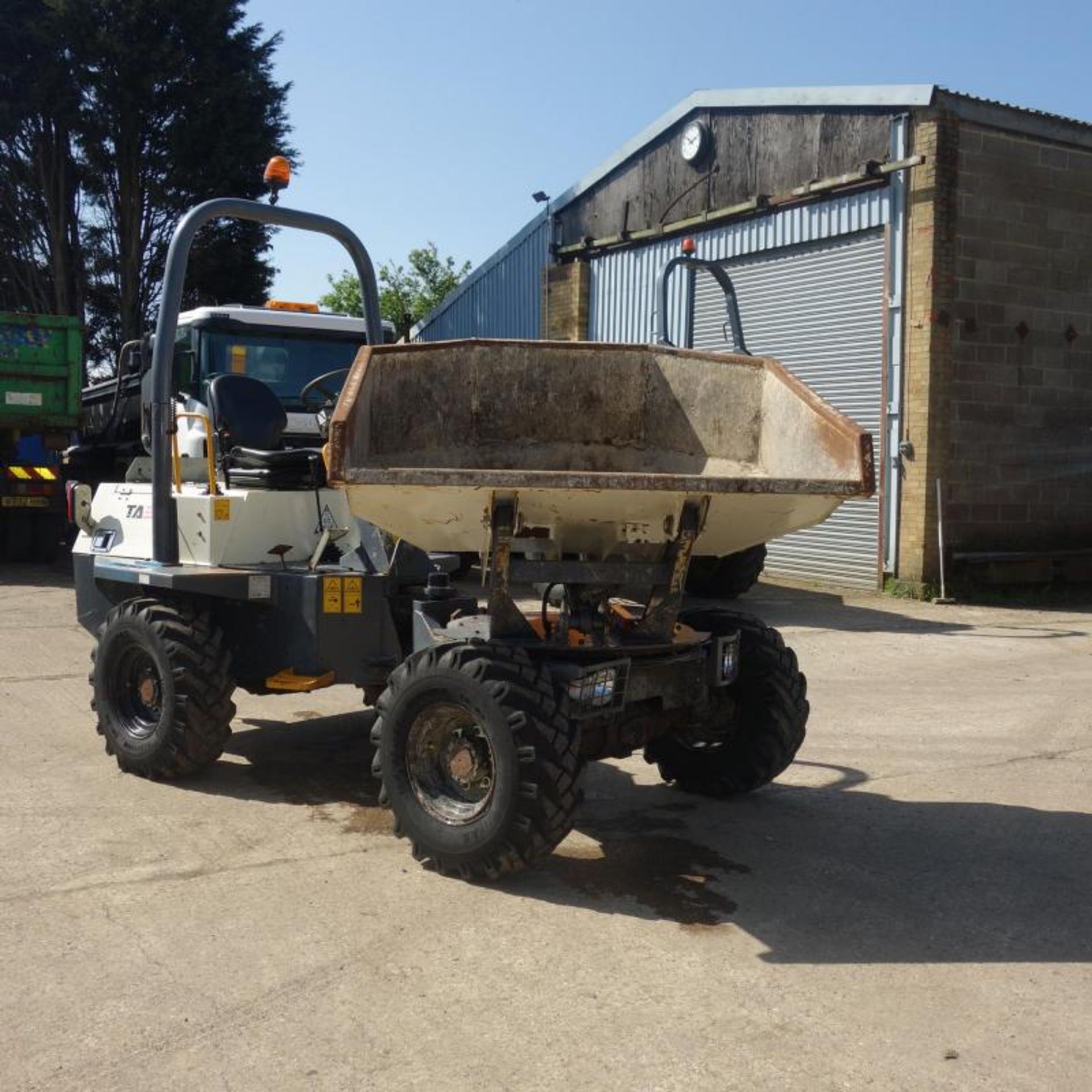 2011 Terex 3 Ton Swivel Dumper, 1008 Hours From New - Image 3 of 14