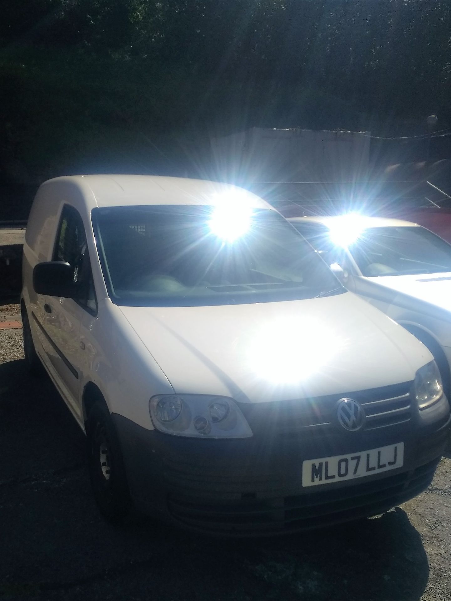 2007 VW Caddy Van - Image 2 of 5