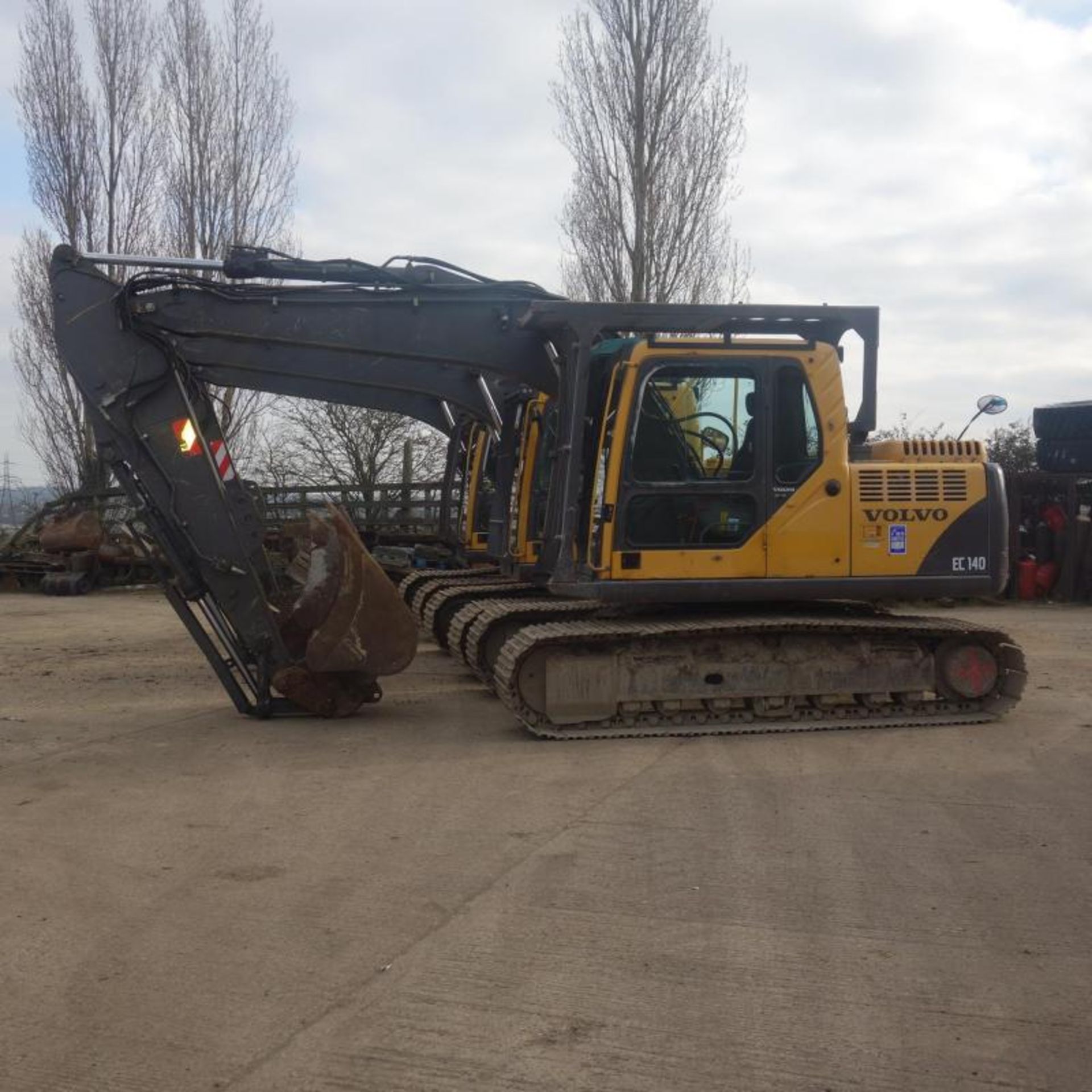 2007 VOLVO EC140BLC Excavator, 2989 Hours From New