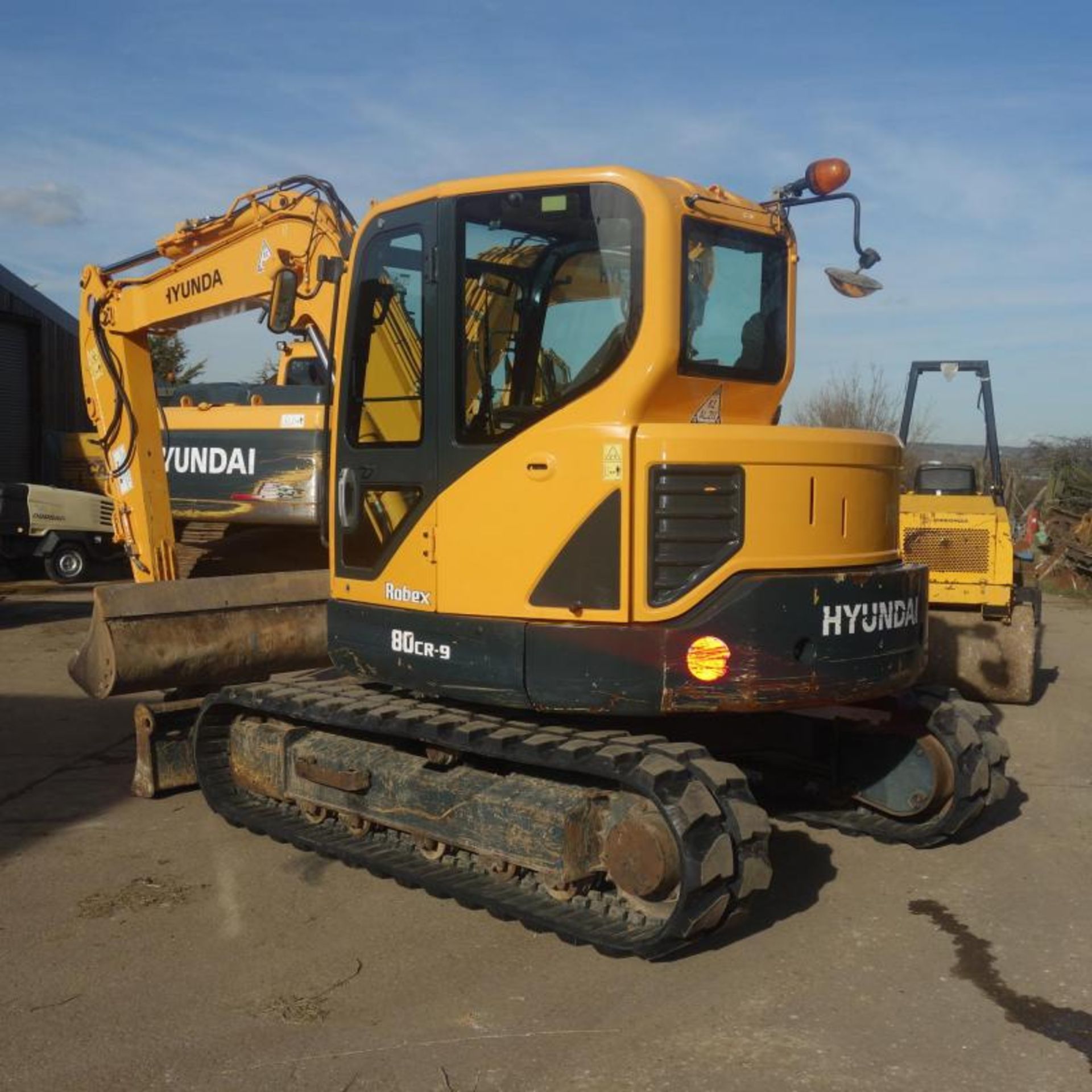 2014 Hyundai 80CR-9 Digger, Comes With 4 Buckets, 2290 Hours From New - Image 3 of 10