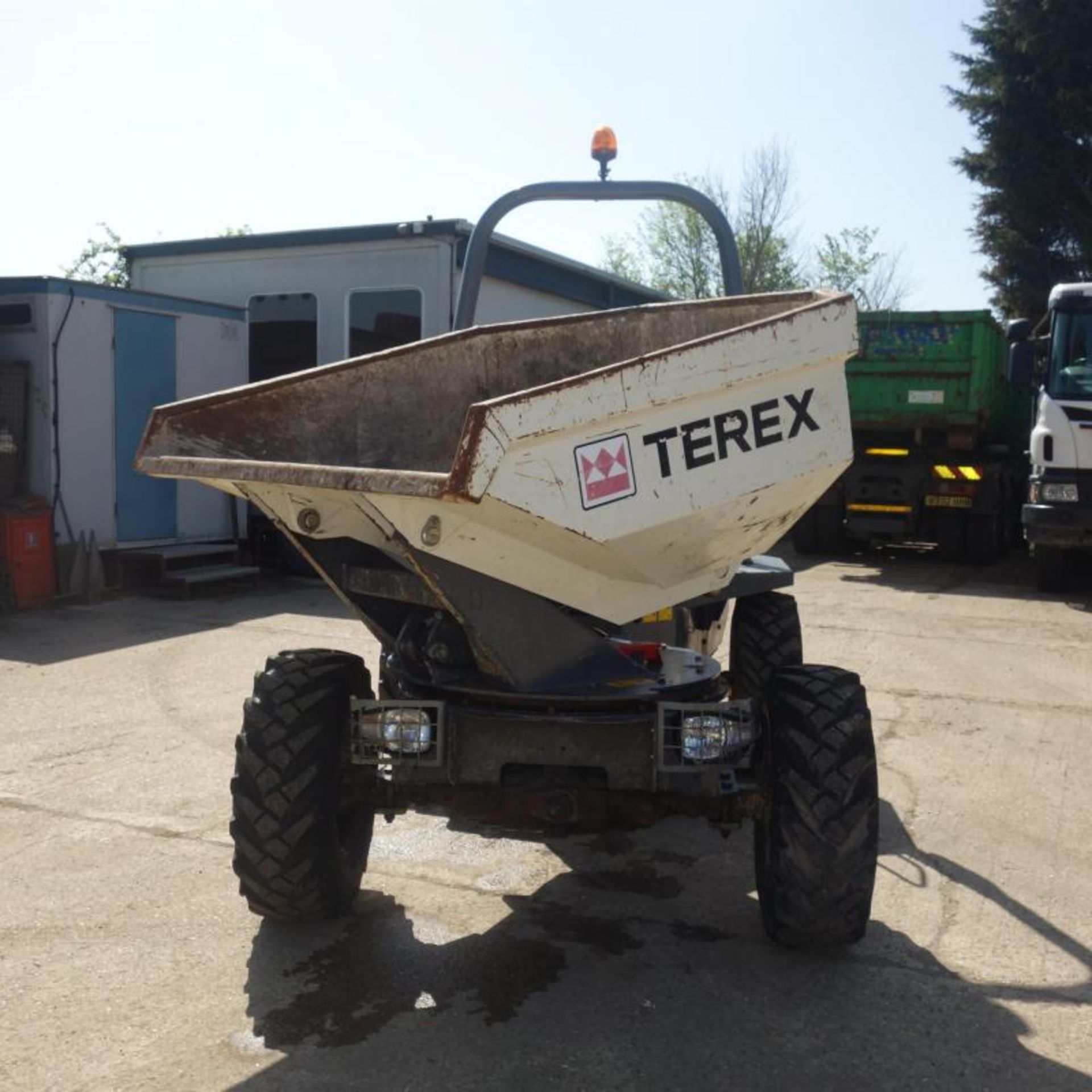 2011 Terex 3 Ton Swivel Dumper, 1008 Hours From New - Image 5 of 14