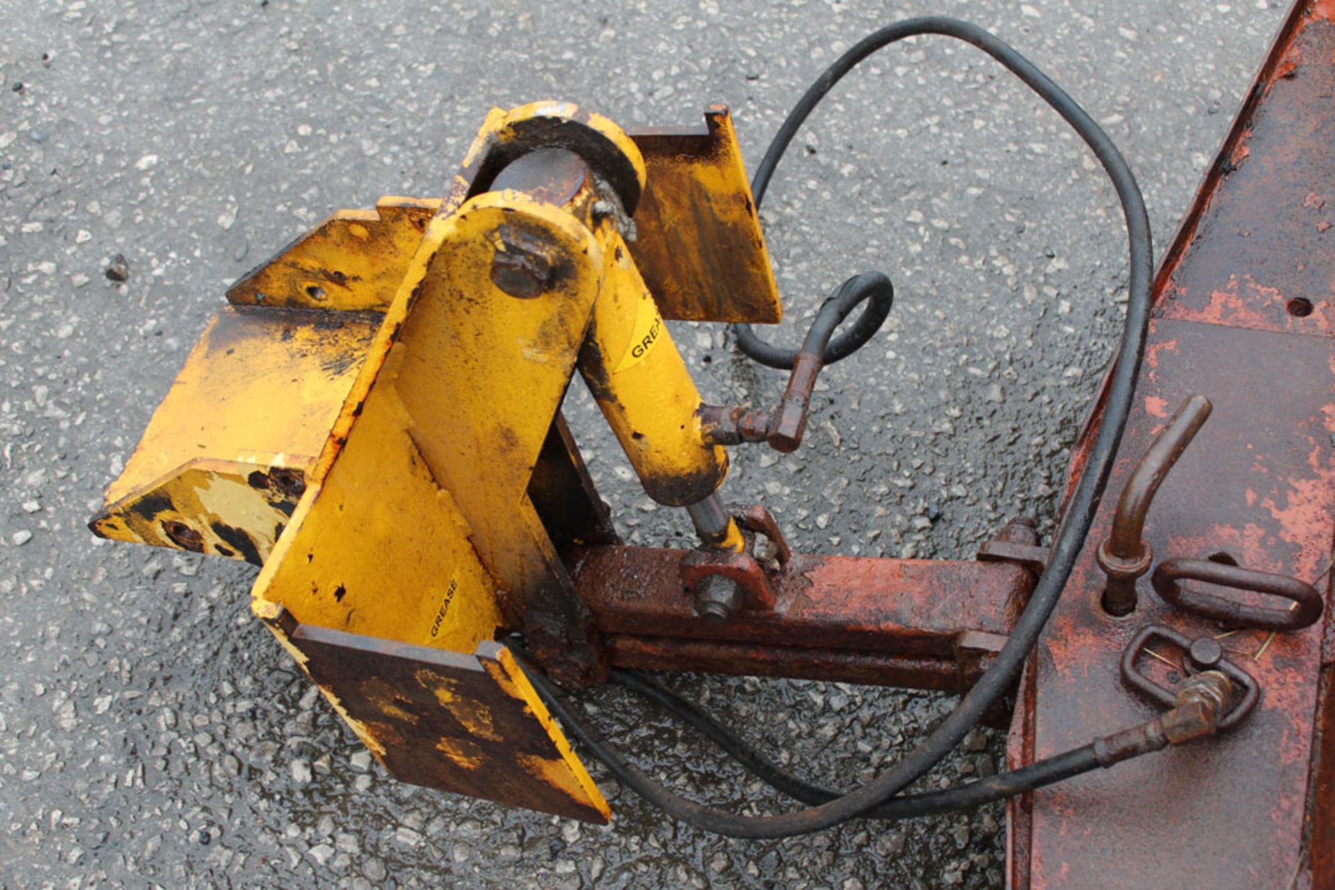 Snow Plow Attachment For Compact Tractor - Bild 3 aus 3