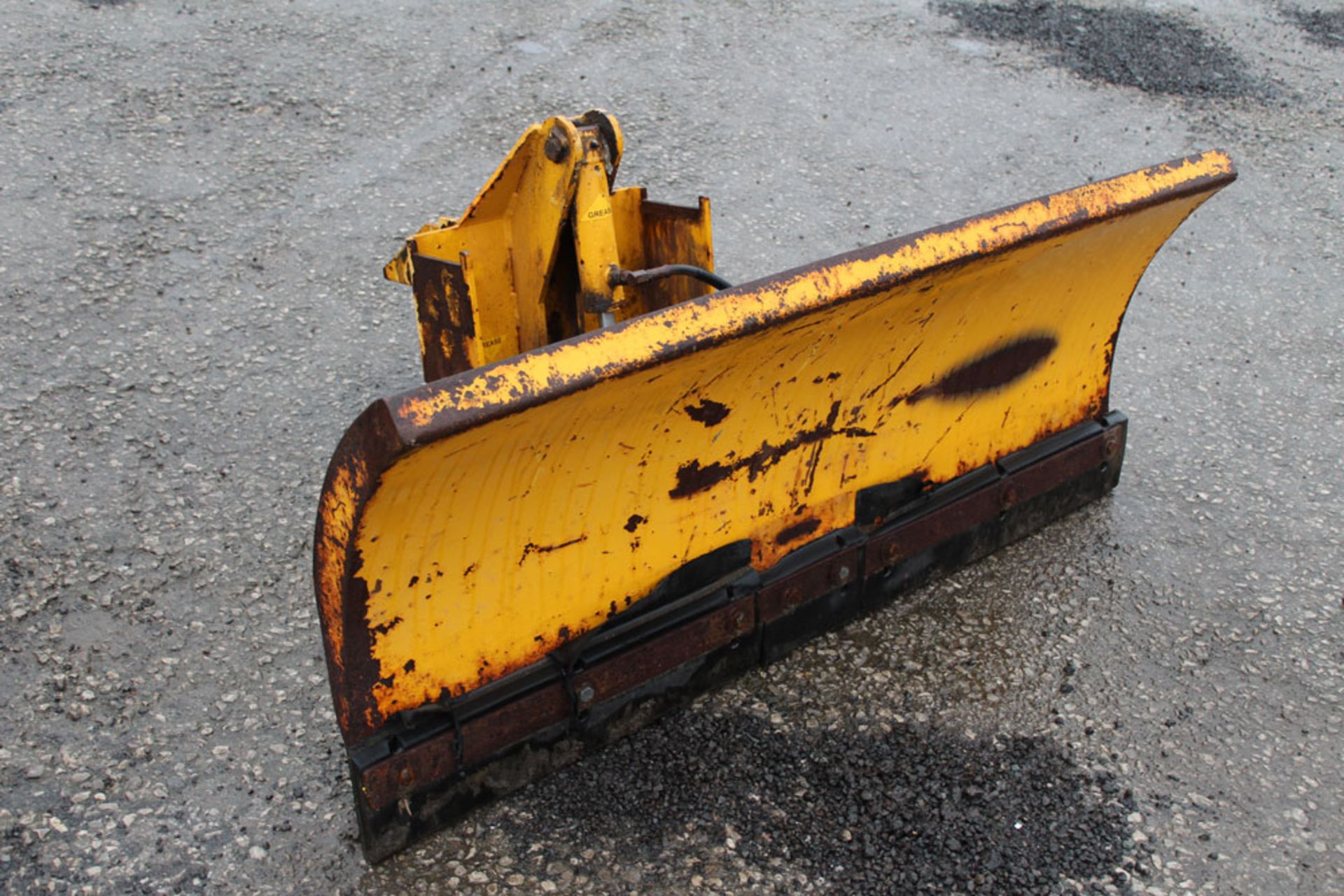 Snow Plow Attachment For Compact Tractor - Bild 2 aus 3