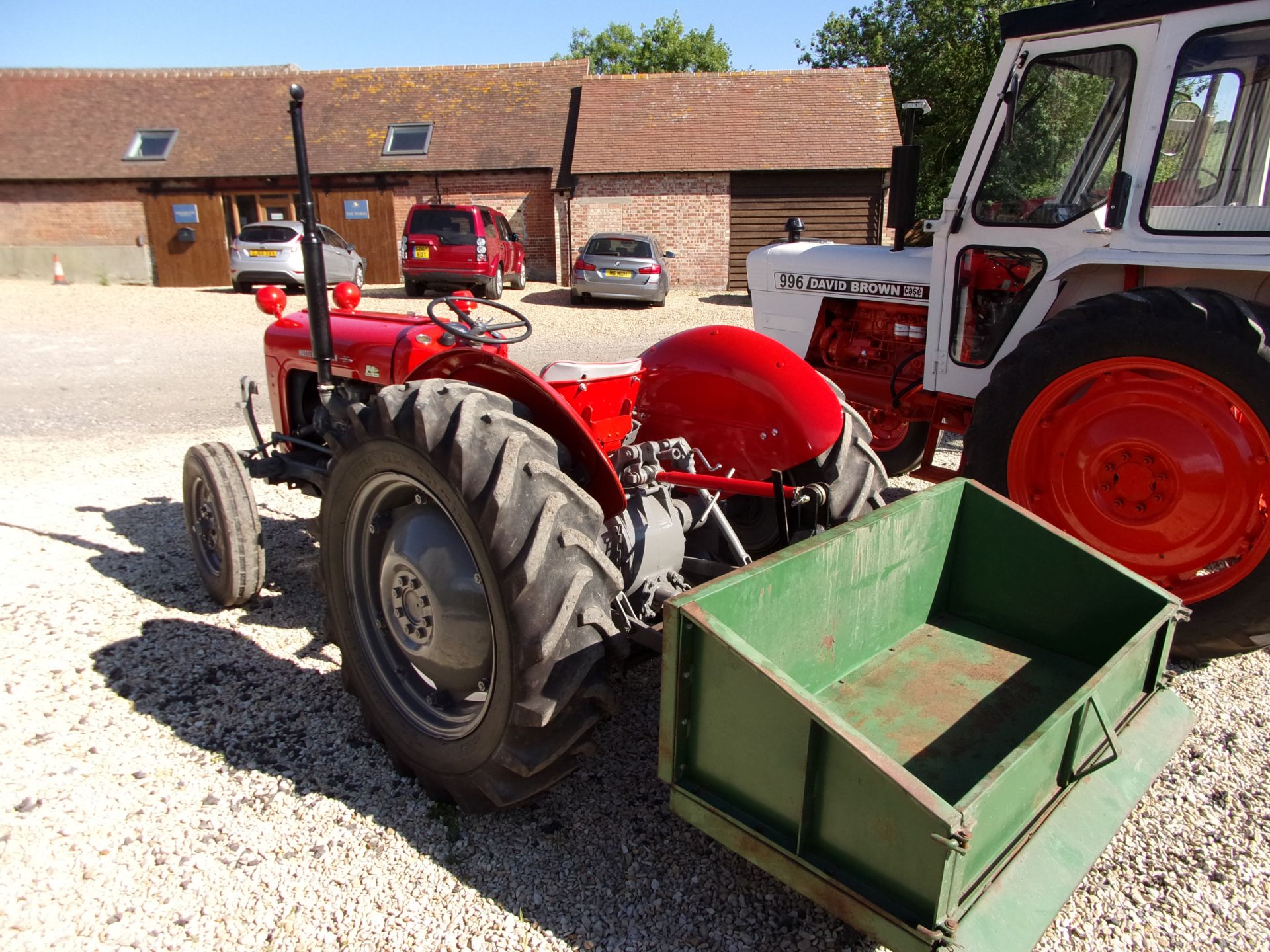 Massey Ferguson 35 3 cylinder Perkins 1960 / Comes with Power loader and tipping link box. - Bild 3 aus 11