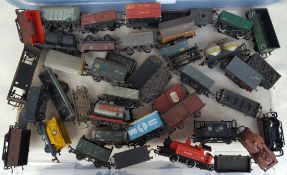 Vintage Model Trains Box of 00 Gauge Rolling Stock 20 plus items