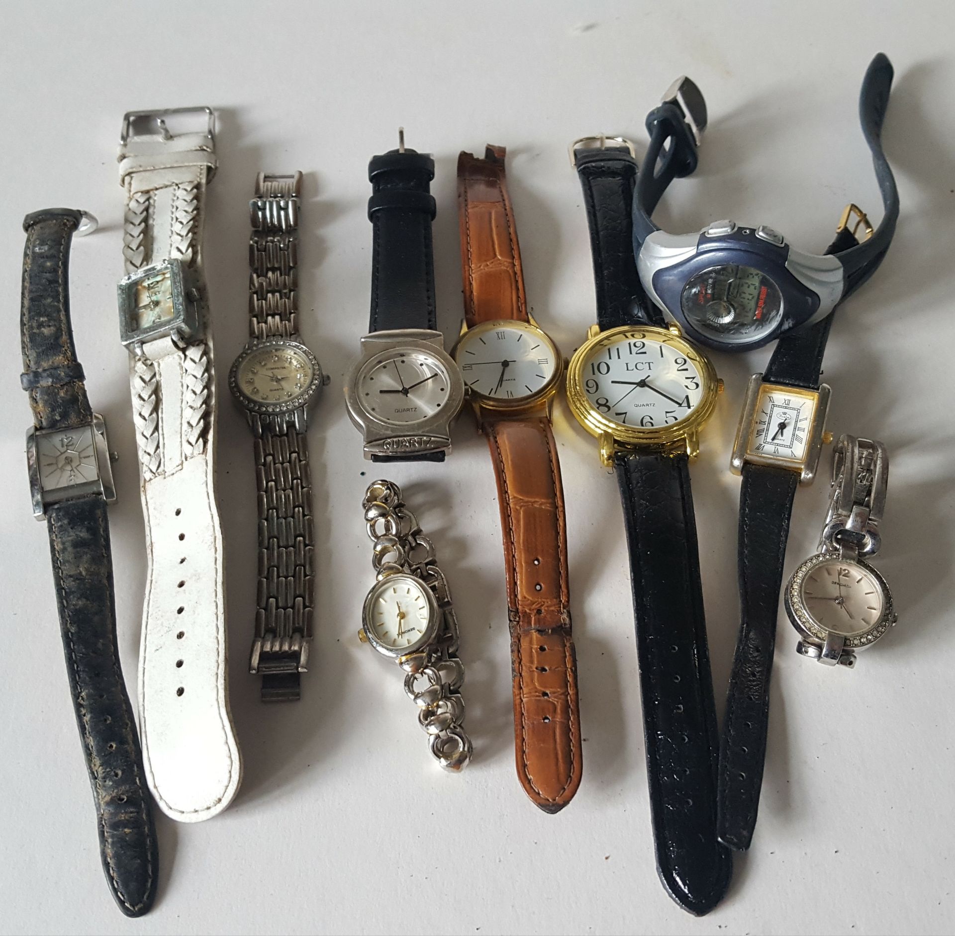 Vintage Retro Parcel of 10 Assorted Wrist Watches NO RESERVE