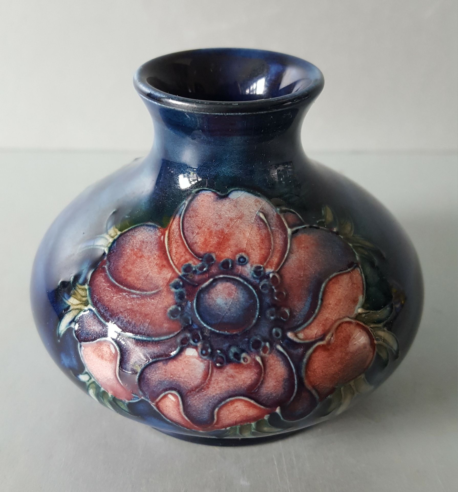 Vintage Retro Moorcroft Anemone Vase