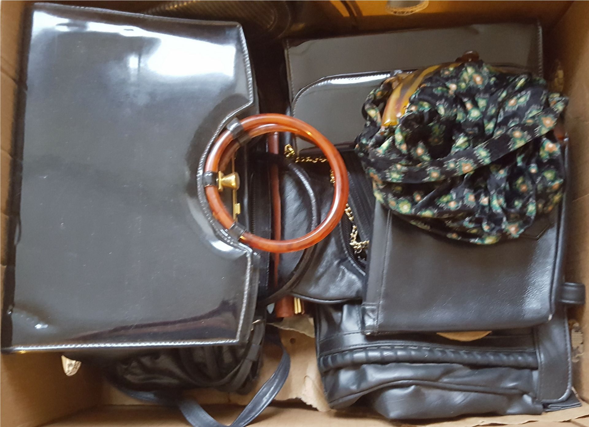 Vintage Retro Box of 18 Handbags Some With Beadwork. - Image 3 of 3