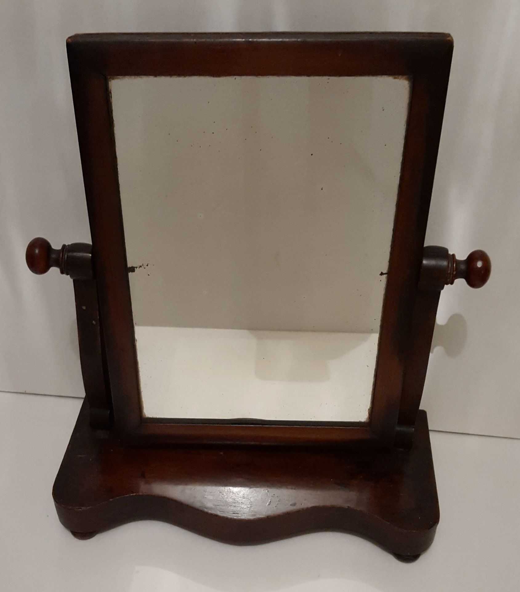 Antique Victorian Wash Stand Swivel Mirror Mahogany. NO RESERVE