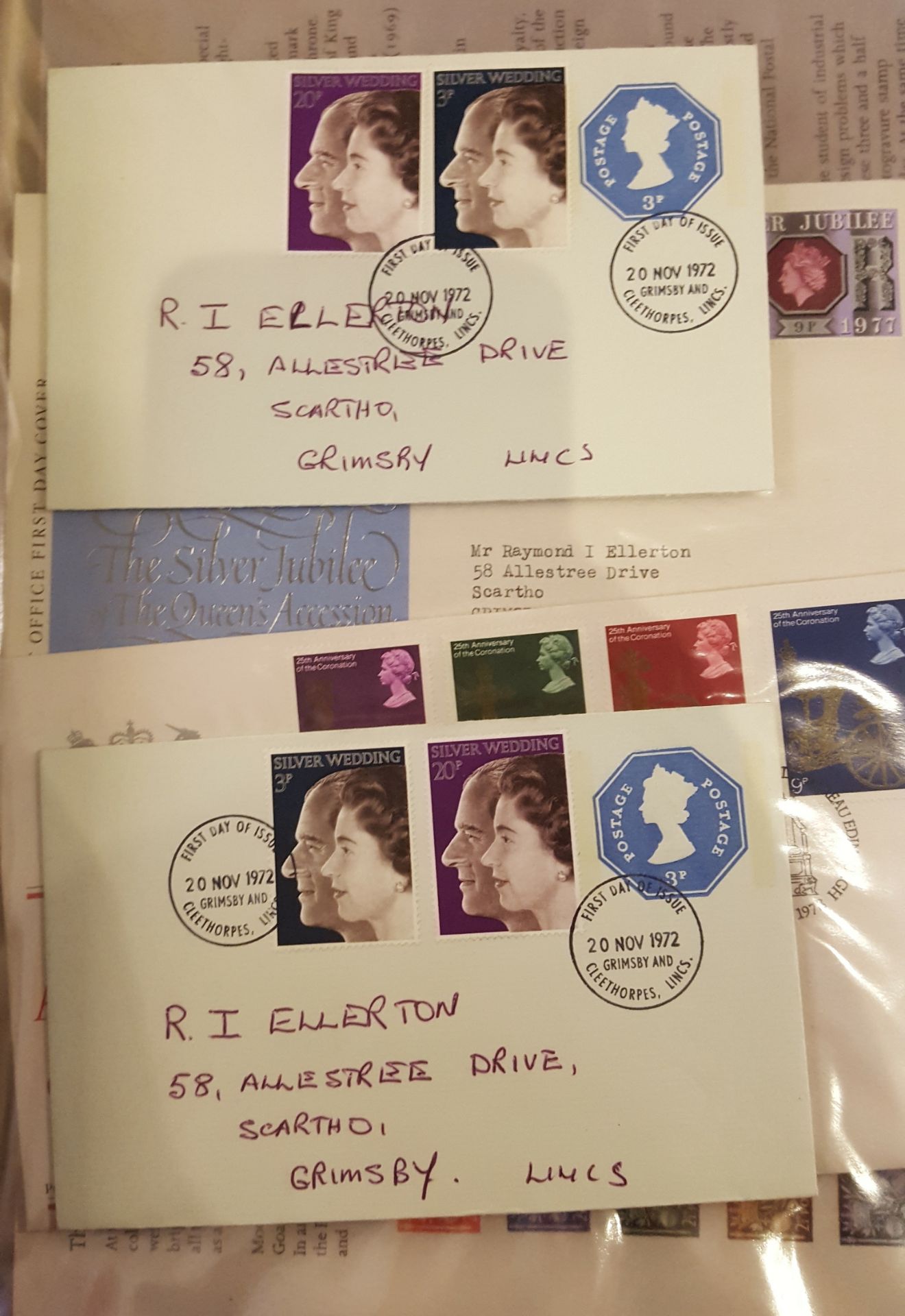 Vintage Stamp & FDC Album British Commonwealth Commemoratives 400 plus stamps NO RESERVE - Image 9 of 11