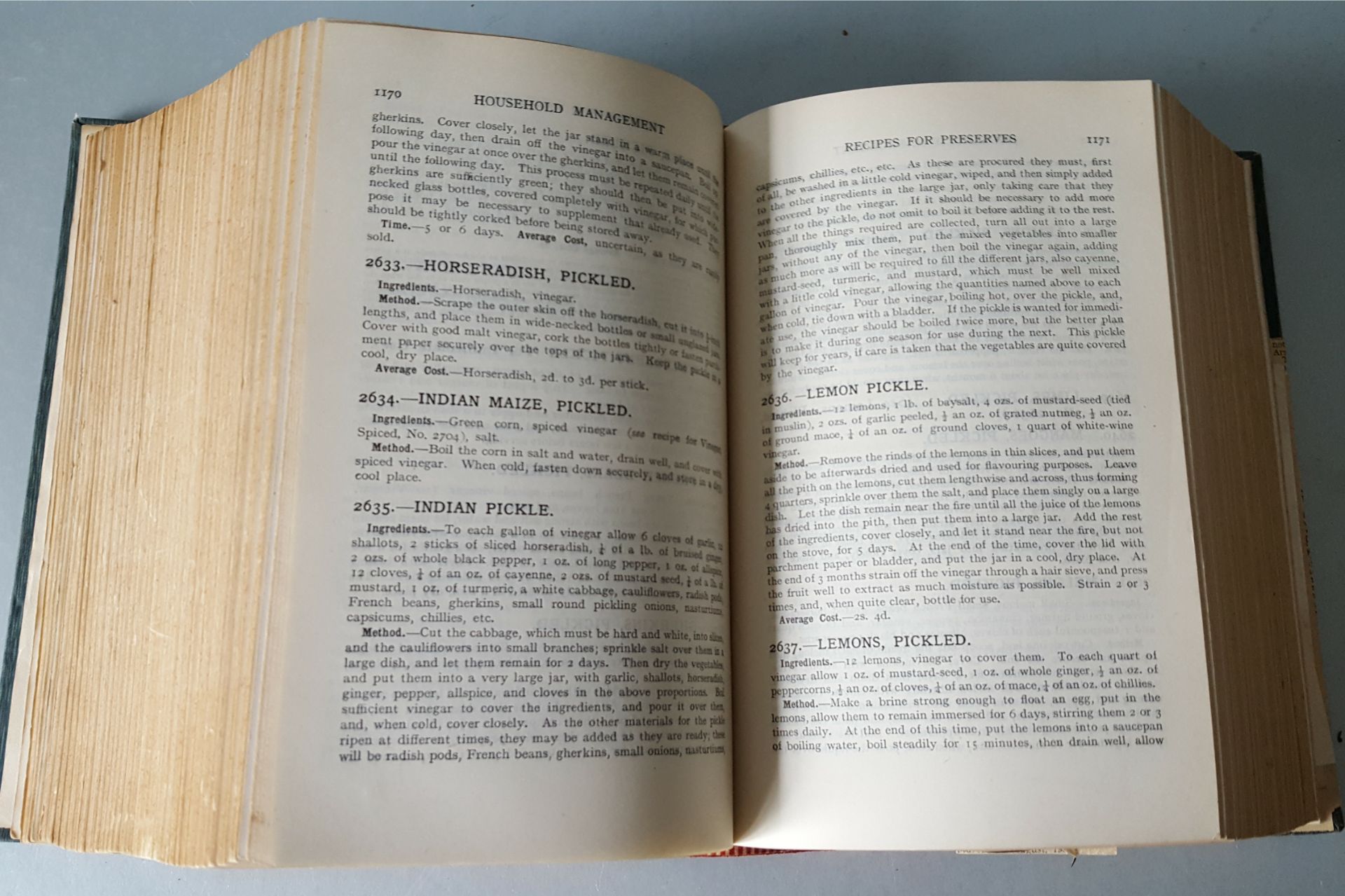 Antique Book Mrs Beeton's Book Of Household Management 1915 - Bild 5 aus 9