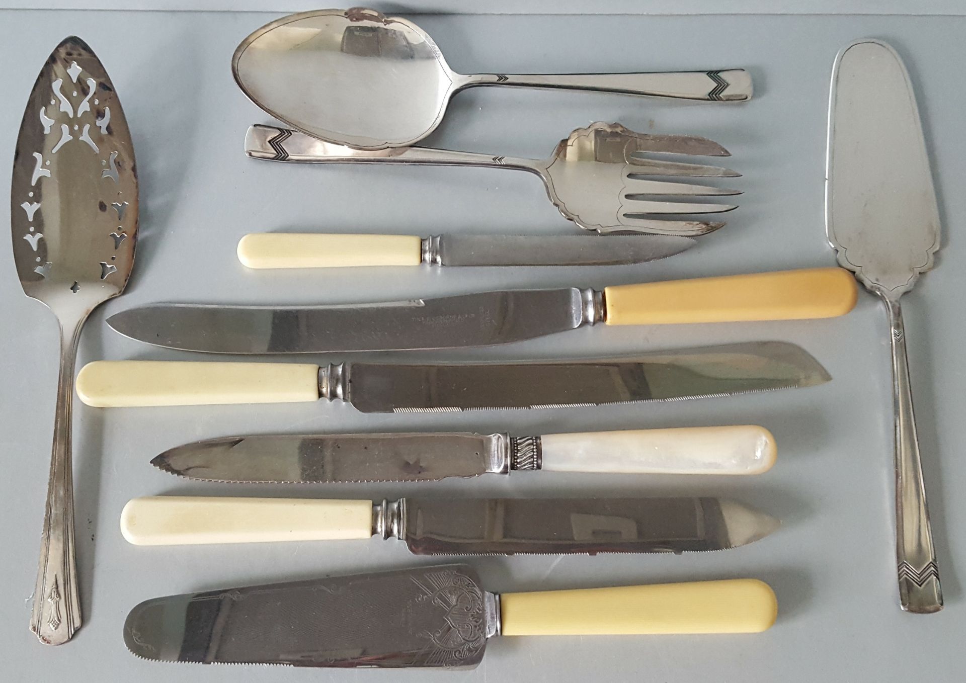 Antique Vintage & Retro Plated Flatware. Includes Boxed Sets. - Image 3 of 3